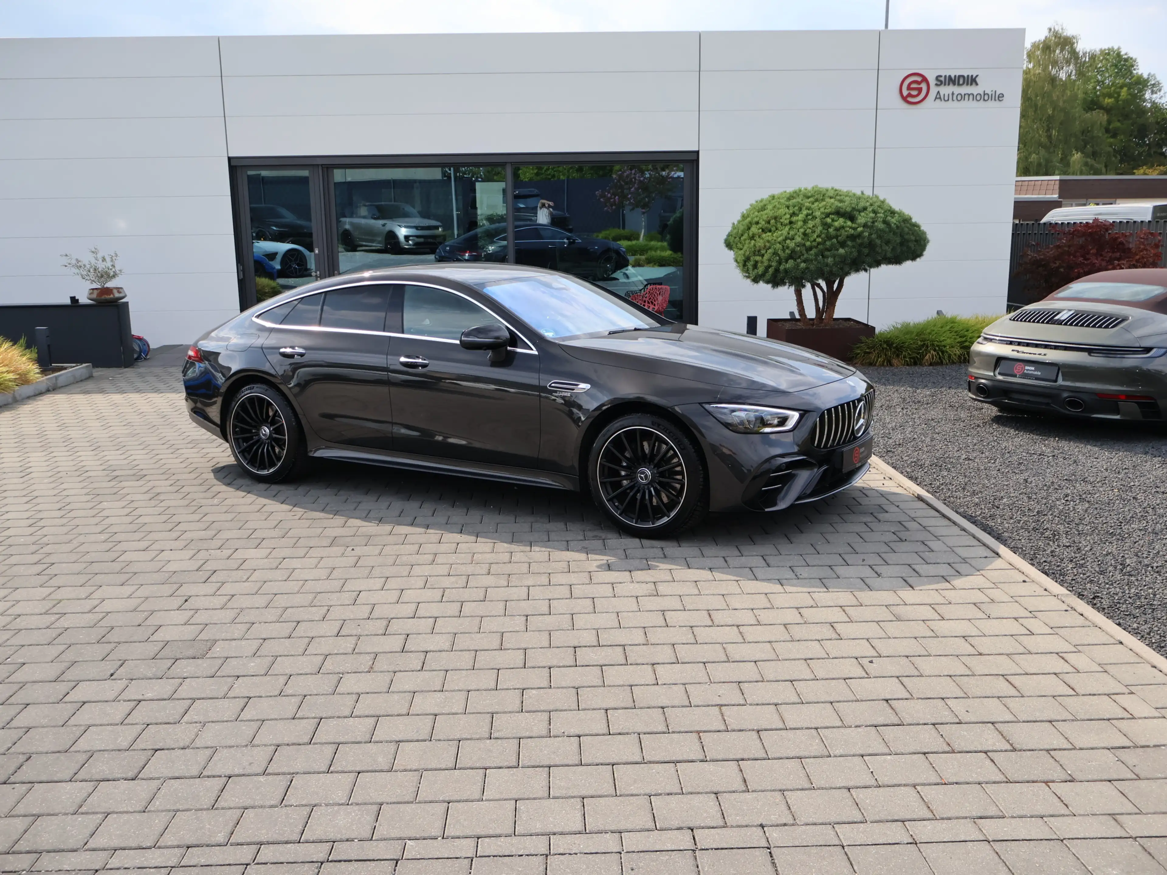 Mercedes-Benz AMG GT 53 4M+ KeyGo-SoftClose-Navi-AHK-Burmester — photo 2