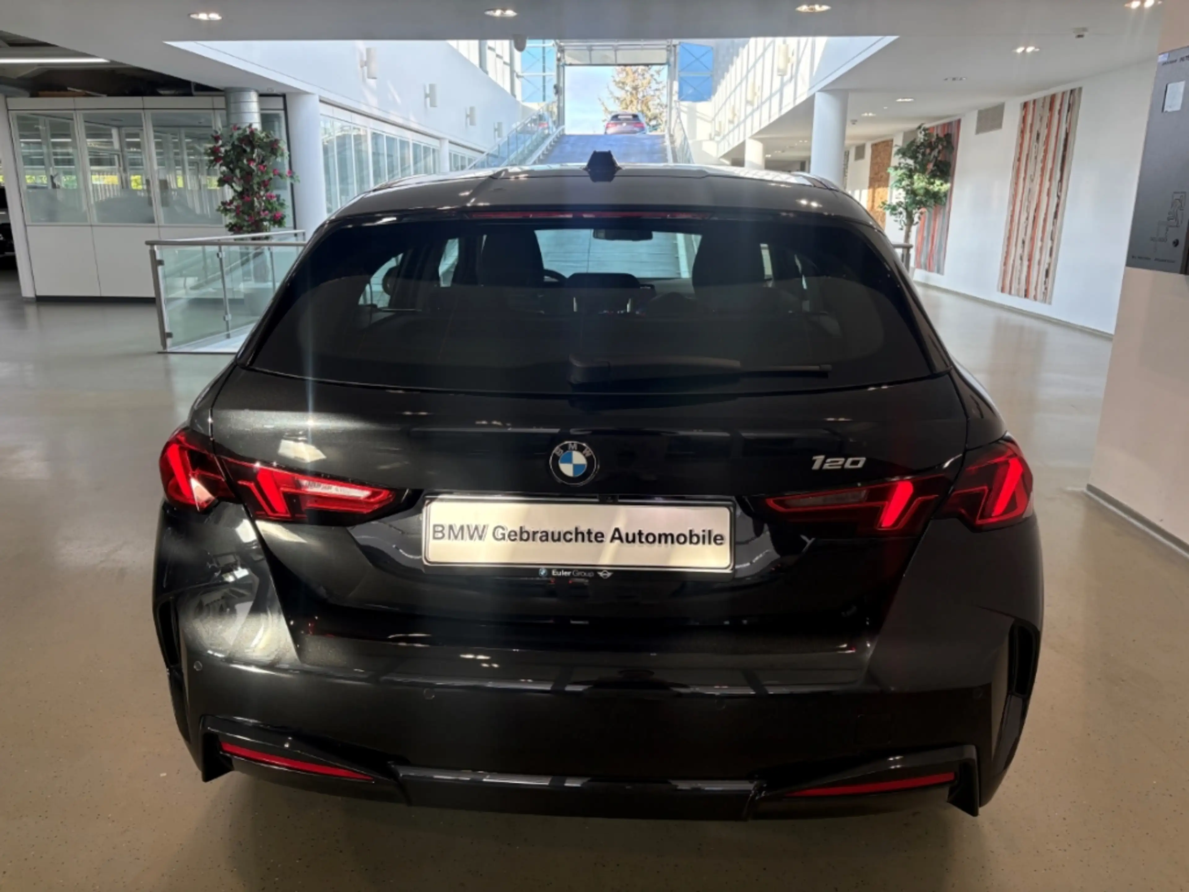 BMW 120 Limousine Navi Digitales Cockpit LED Apple CarPlay — photo 4