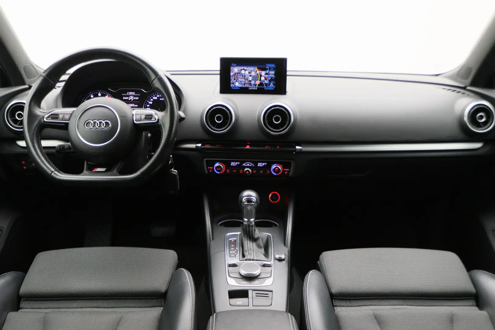Audi A3 Sportback 1.4 TFSI CoD Ambition Pro Line S Automaa Blauw - 2
