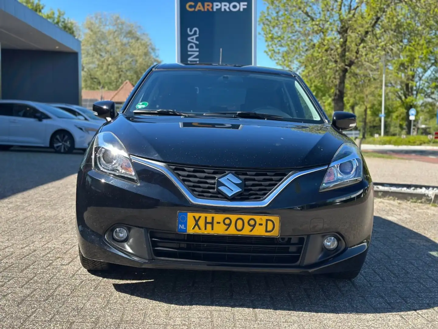 Suzuki Baleno 1.2 Smart Hybrid High Executive '' Keyless Entry & Schwarz - 2