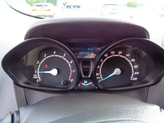 Ford Tourneo Courier view 12