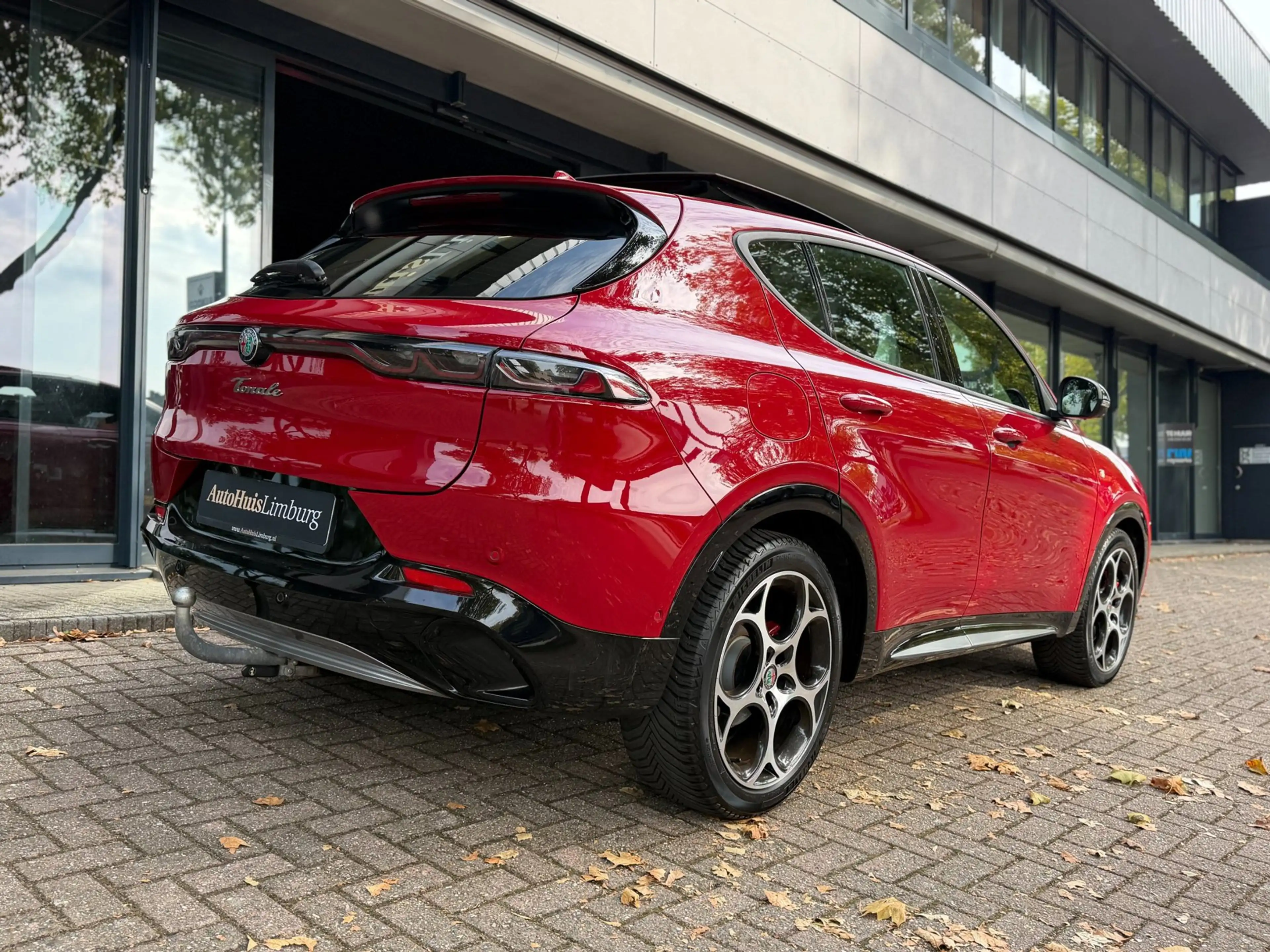 Alfa Romeo Tonale 1.5T Hybrid Ti|Pano|Nav|Alfa Rood|Trekhaak|1e Eige — photo 6
