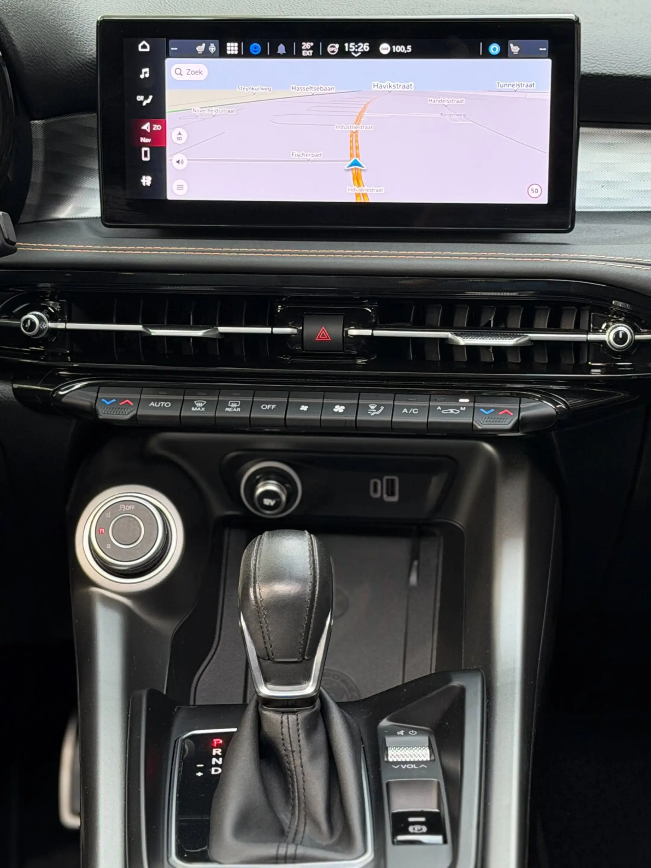 Alfa Romeo Tonale 1.5T Hybrid Ti|Pano|Nav|Alfa Rood|Trekhaak|1e Eige — photo 18