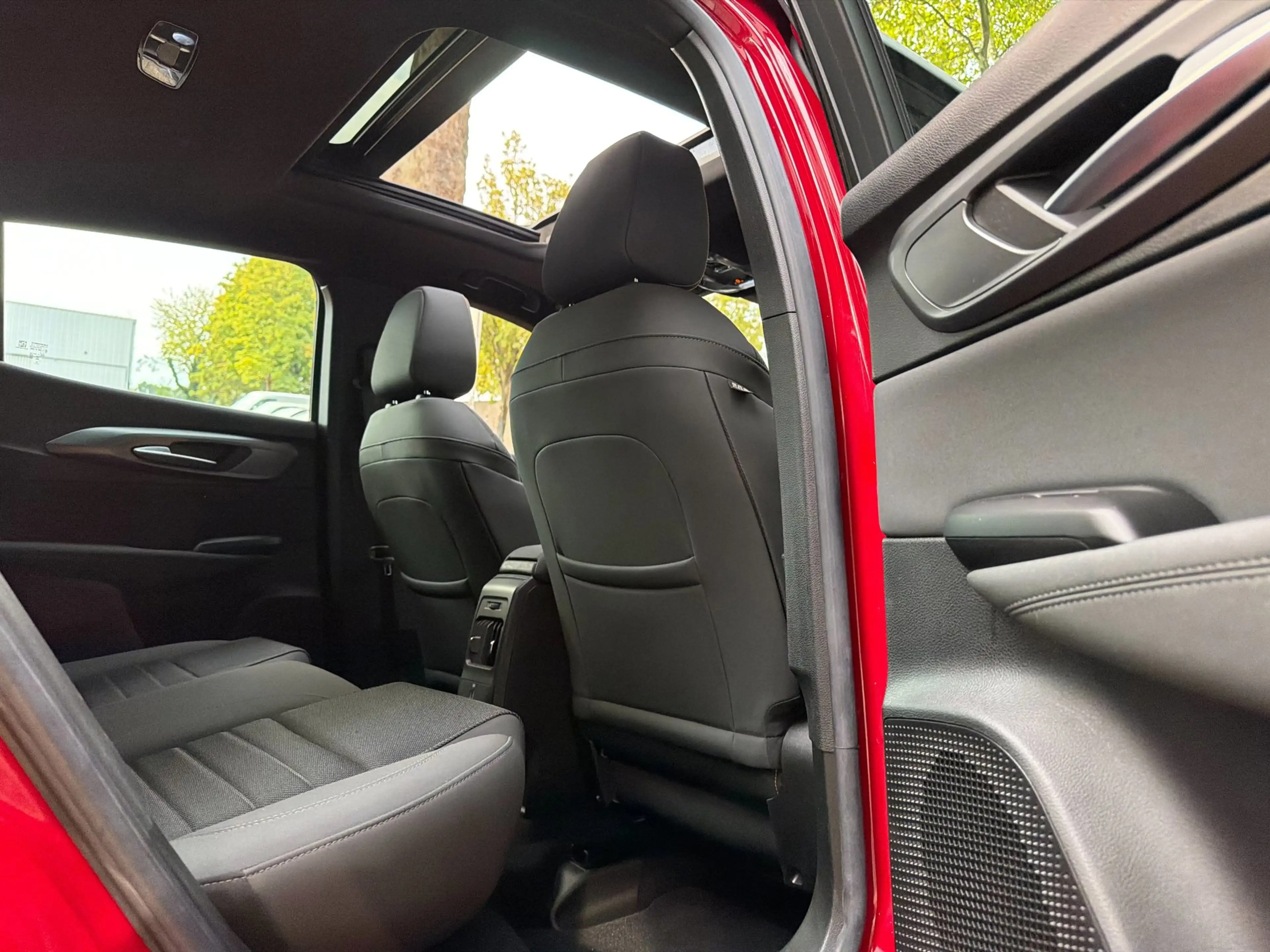 Alfa Romeo Tonale 1.5T Hybrid Ti|Pano|Nav|Alfa Rood|Trekhaak|1e Eige — photo 31