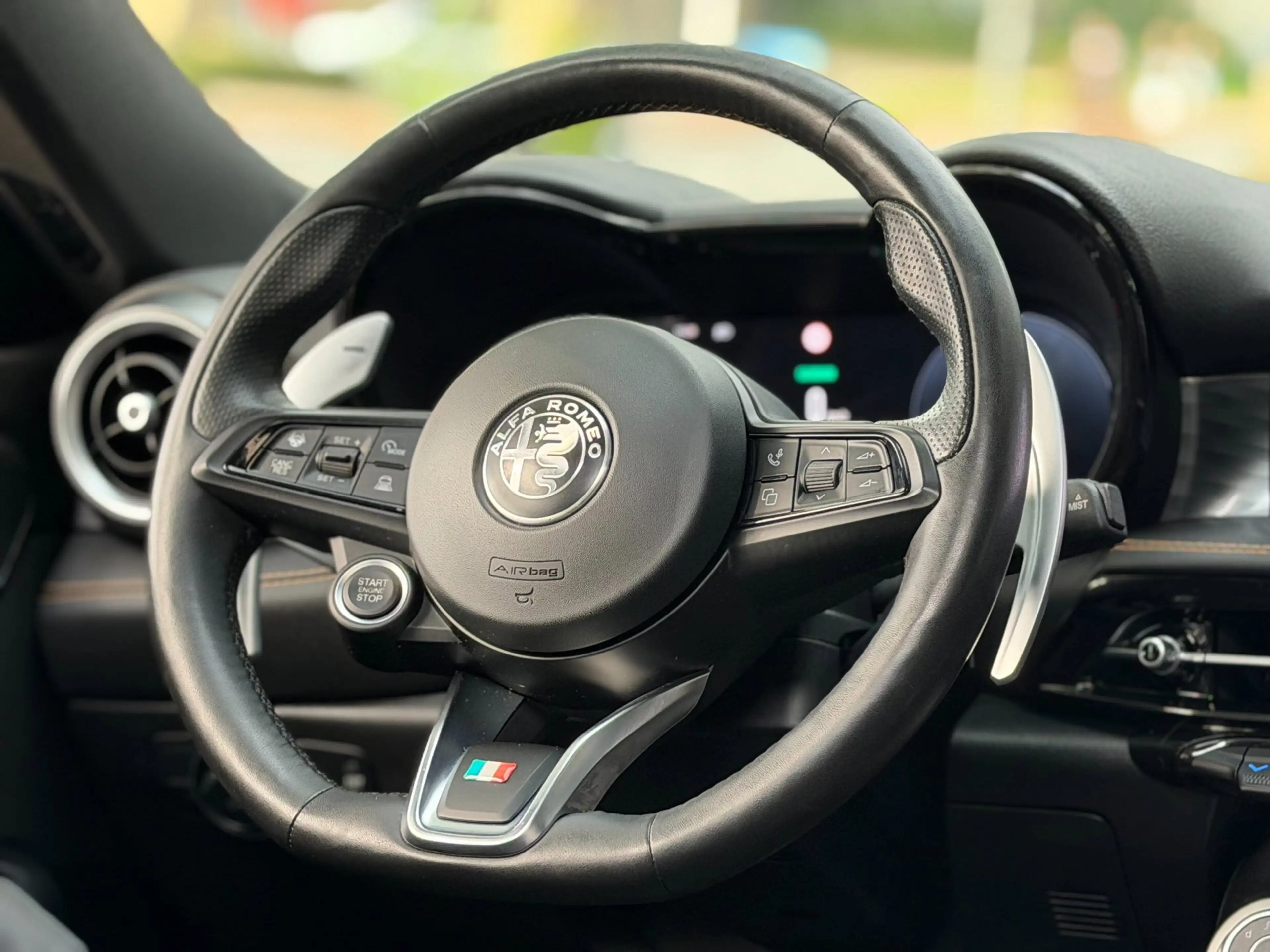 Alfa Romeo Tonale 1.5T Hybrid Ti|Pano|Nav|Alfa Rood|Trekhaak|1e Eige — photo 29