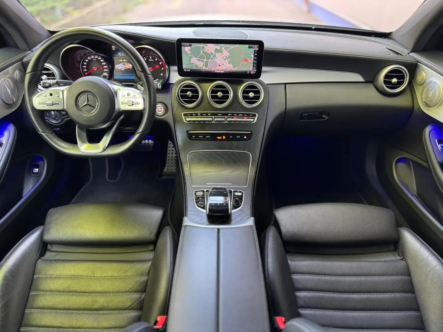 Mercedes-Benz C 300 Coupe AMG BURMESTER LED AMBI MAGNO 1.HD Grau - 2