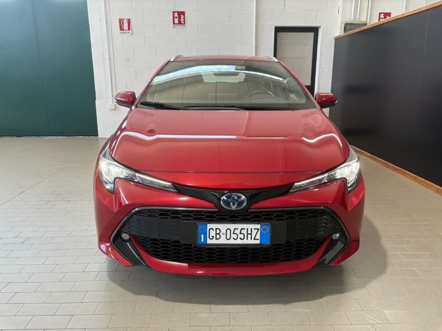 Toyota Corolla Touring Sports 1.8 Hybrid Active Rosso - 2