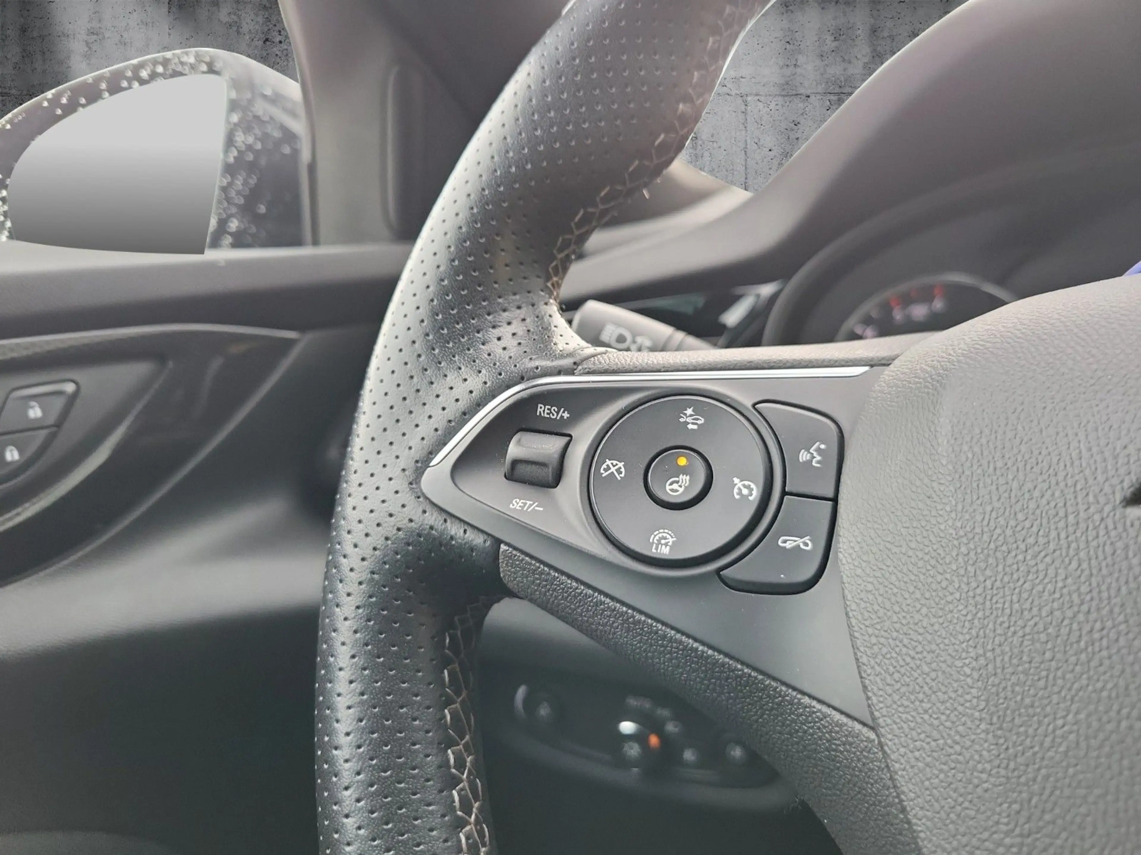 Opel Insignia B "Grand Sport" Business Premium 1-Hand — photo 12