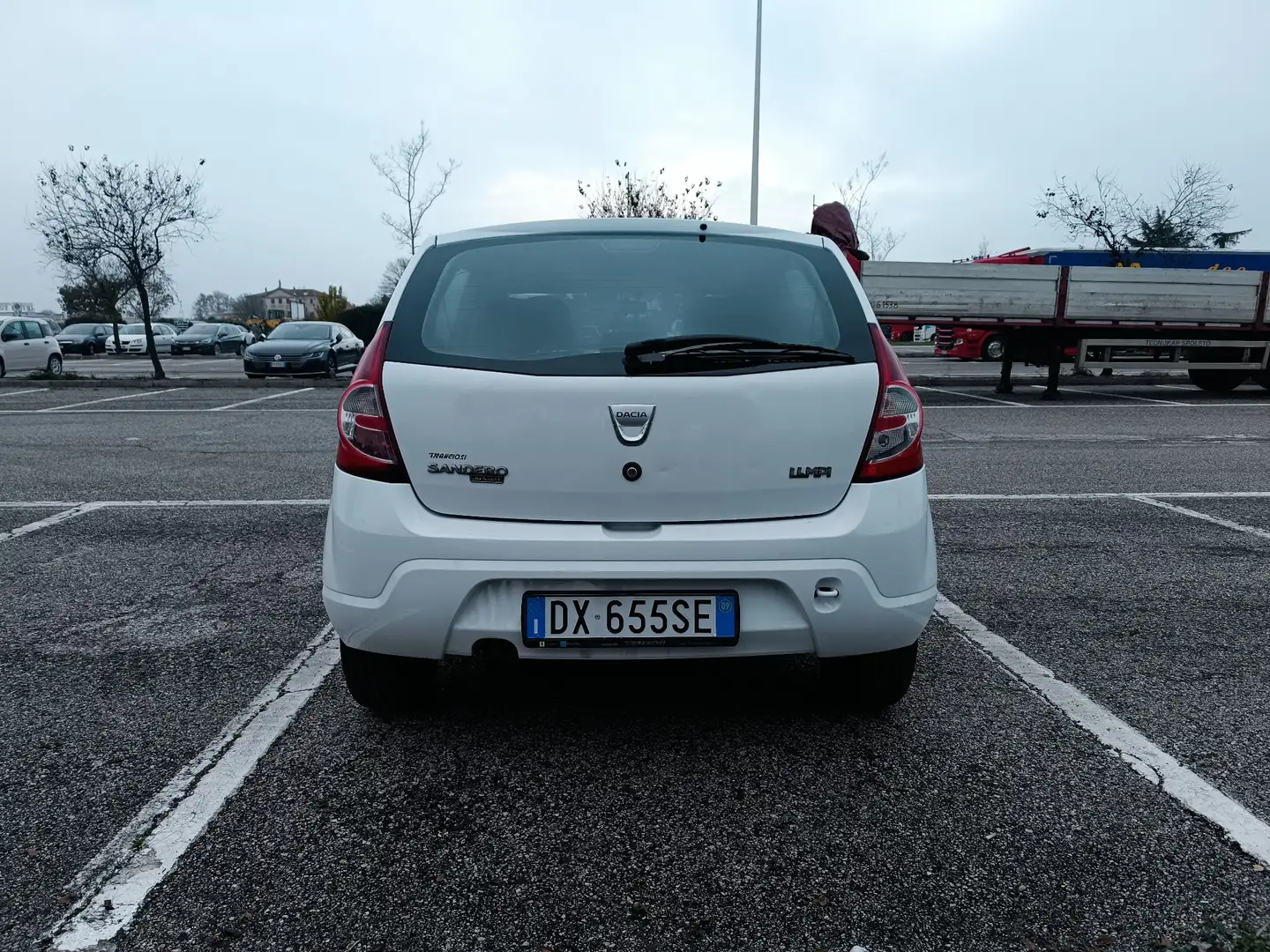 Dacia Sandero 1.4 8v Laureate Gpl - 2