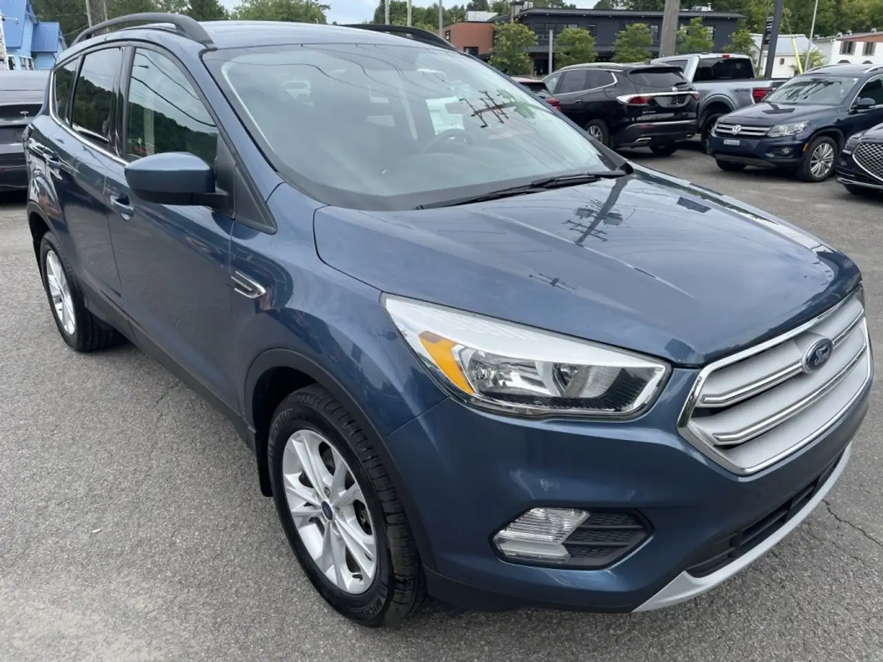 Ford Escape снимка Ford Escape