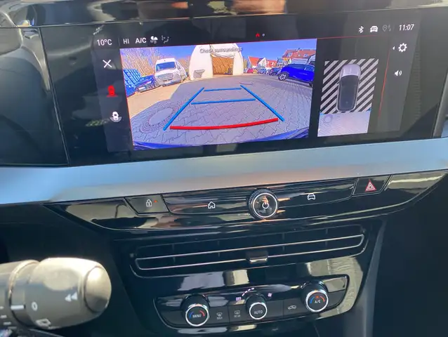 Opel Mokka view 3