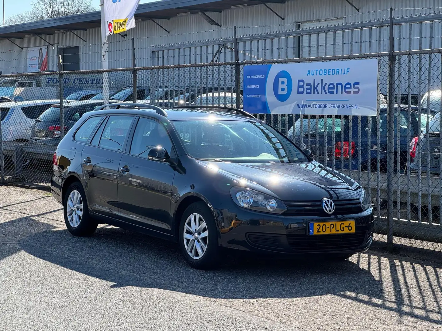 Volkswagen Golf Variant 1.2 TSI Trendline BlueMotion | Airco | Cruise Zwart - 1