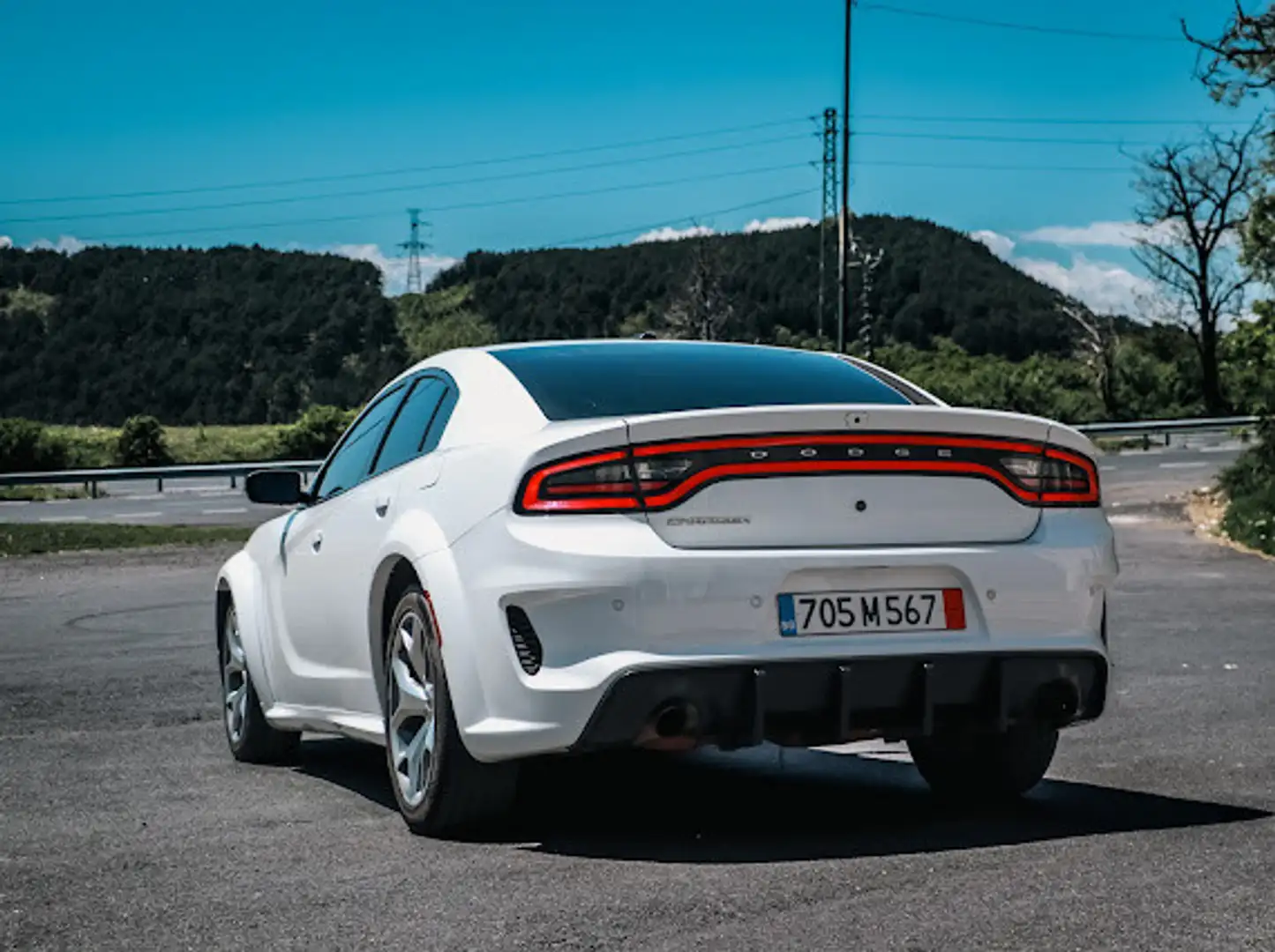 Dodge Charger 5.7 HEMI - 2