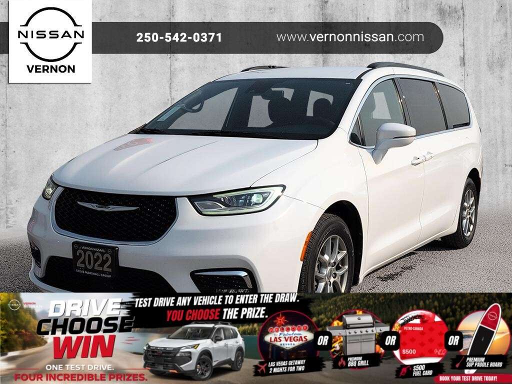 2022 Chrysler Pacifica Touring FWD