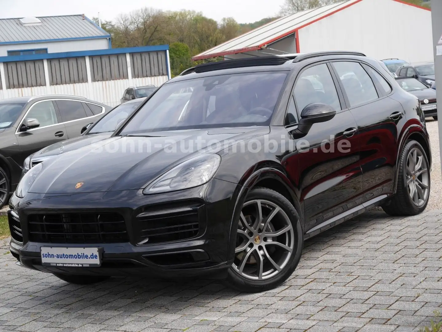 Porsche Cayenne Platinum Edition SPORT-DESIGN-PAKET/21 Schwarz - 1