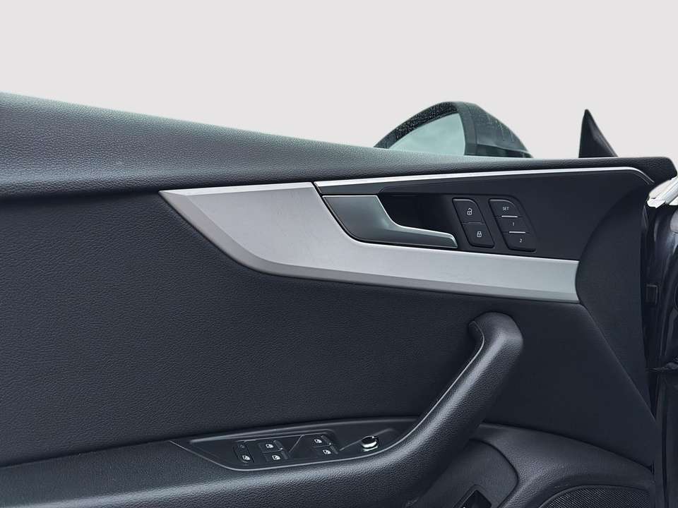 2019 Audi A5 KOMFORT TOIT OUVRANT SIEGES CHAUFF CARPLAY thumb 14