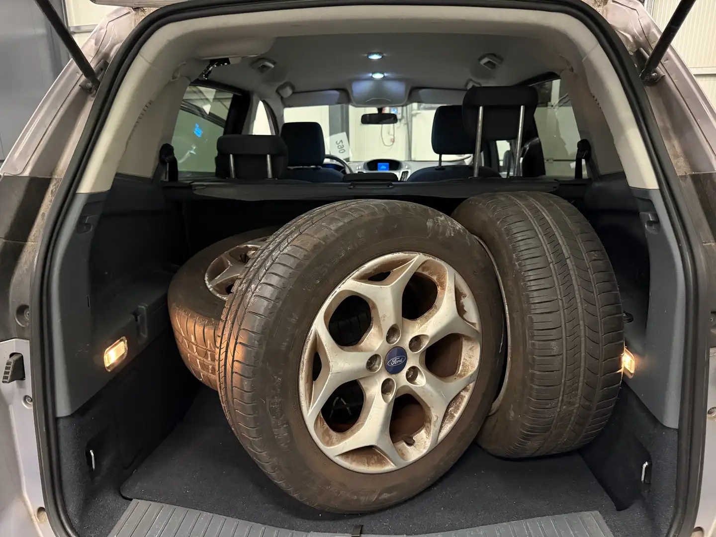 Ford Grand C-Max 1.6 Trend *ALUFELGEN*KLIMA*Privacy* Сірий - 2