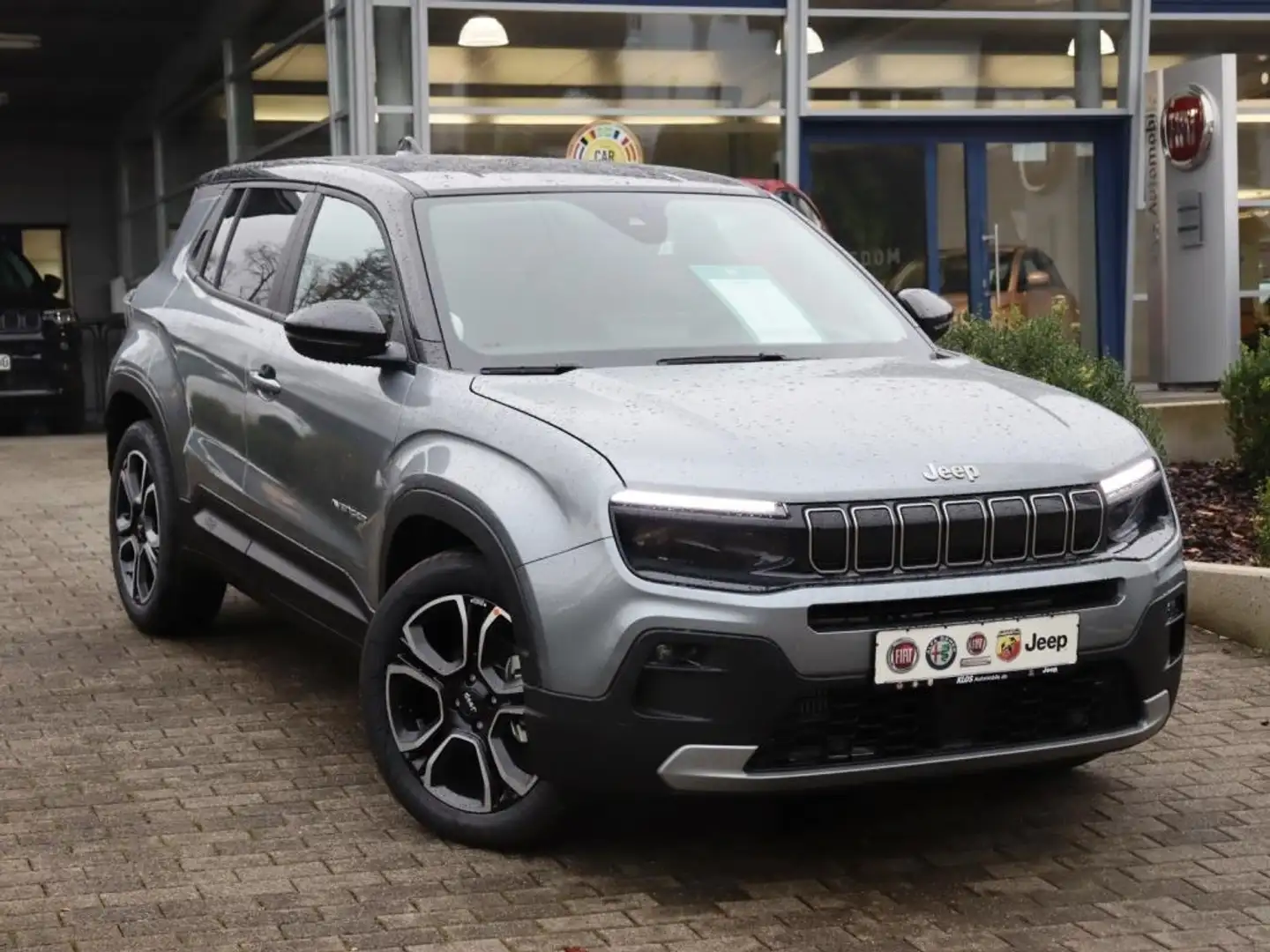 Jeep Avenger SUMMIT 1.2 T3 100 PS LED WINTER APPLE CARPLAY BICO Grau - 2
