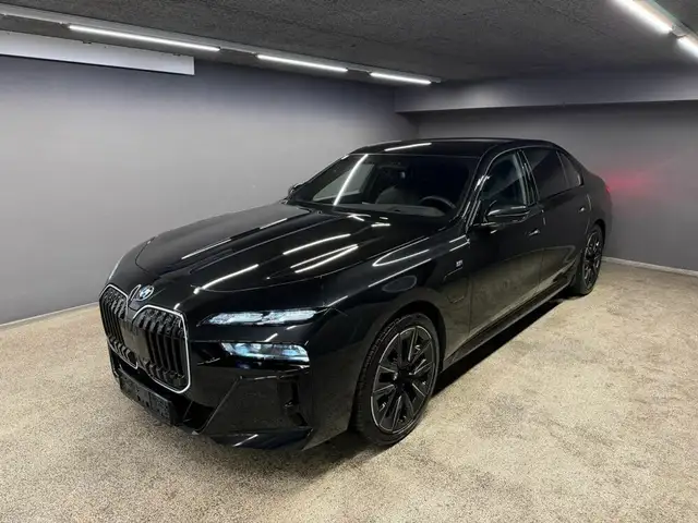 BMW 750 e xDrive M Sport