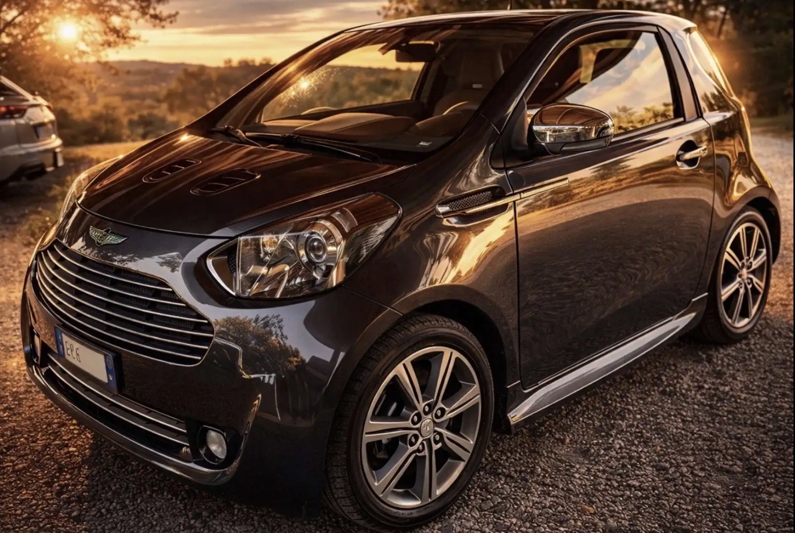 Aston Martin Cygnet UNICA ALMONDO - 1