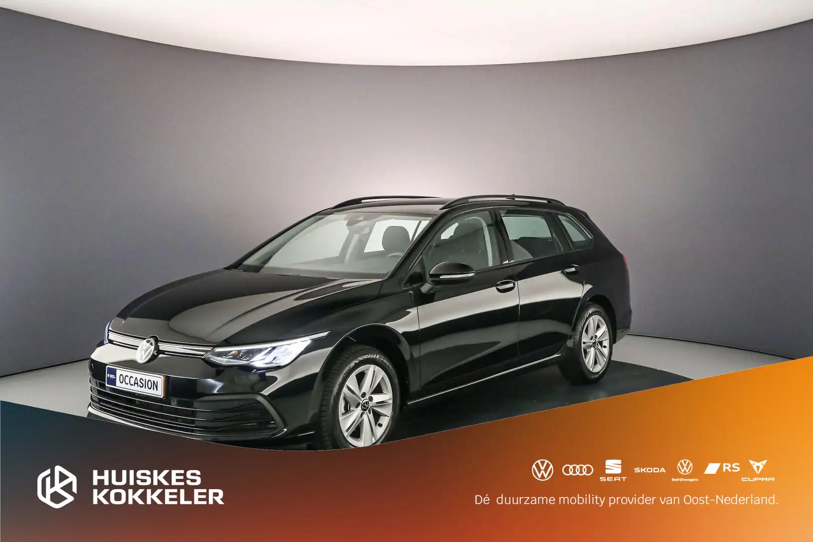 Volkswagen Golf Variant Life Business 1.5 TSI 130pk Adaptive cruise contro Zwart - 1
