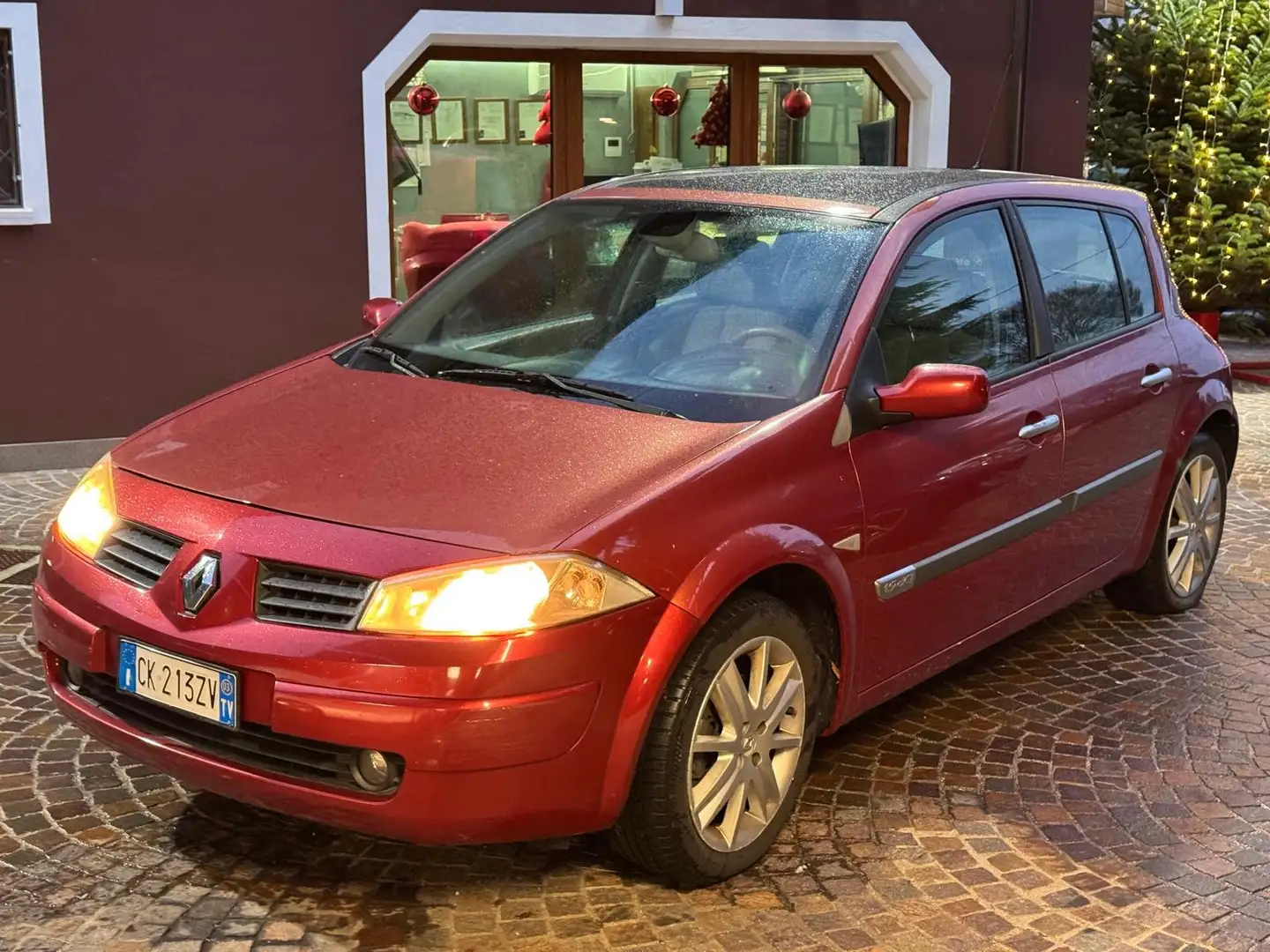 Renault Megane Megane II 2002 5p 1.9 dci Confort Authentique Rouge - 2