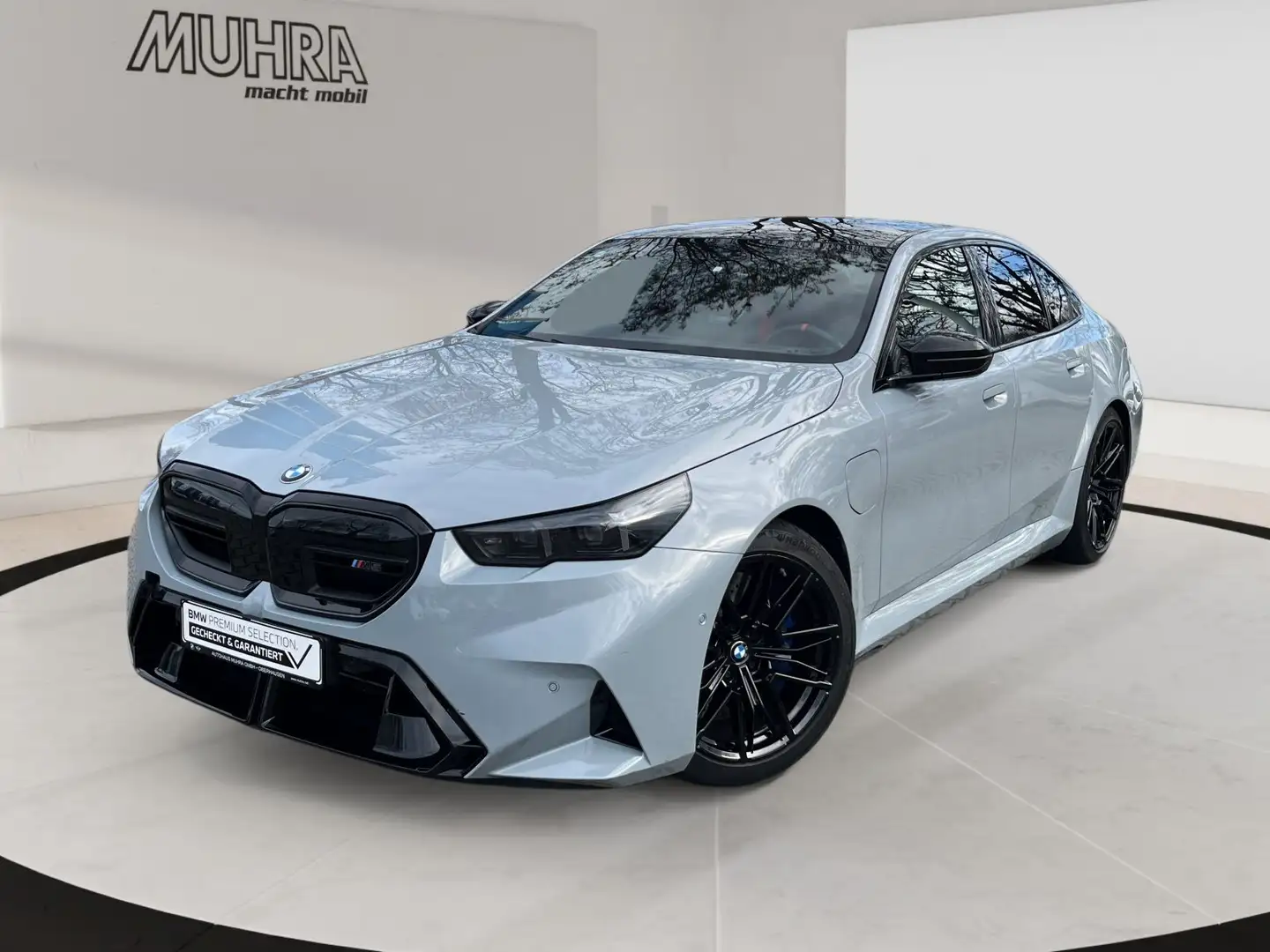 BMW M5 Limousine M Sport 20"/21" Pano Memory B&W Gris - 2