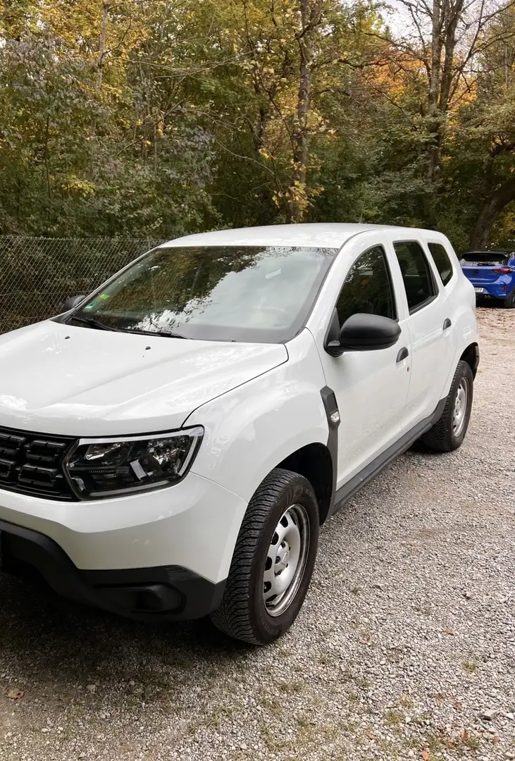 Dacia Duster SCe 115 4x2 Essentiel Weiß - 1