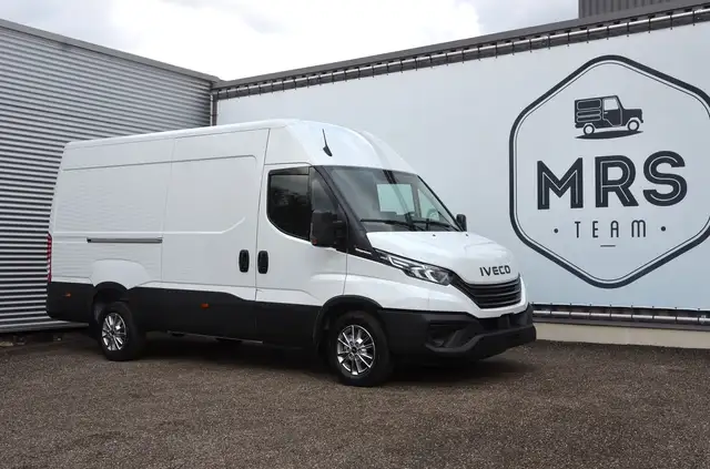 Iveco Daily 35S18- L3H2- HiMatic- Camera- ACC-Nieuw- 39500+BTW