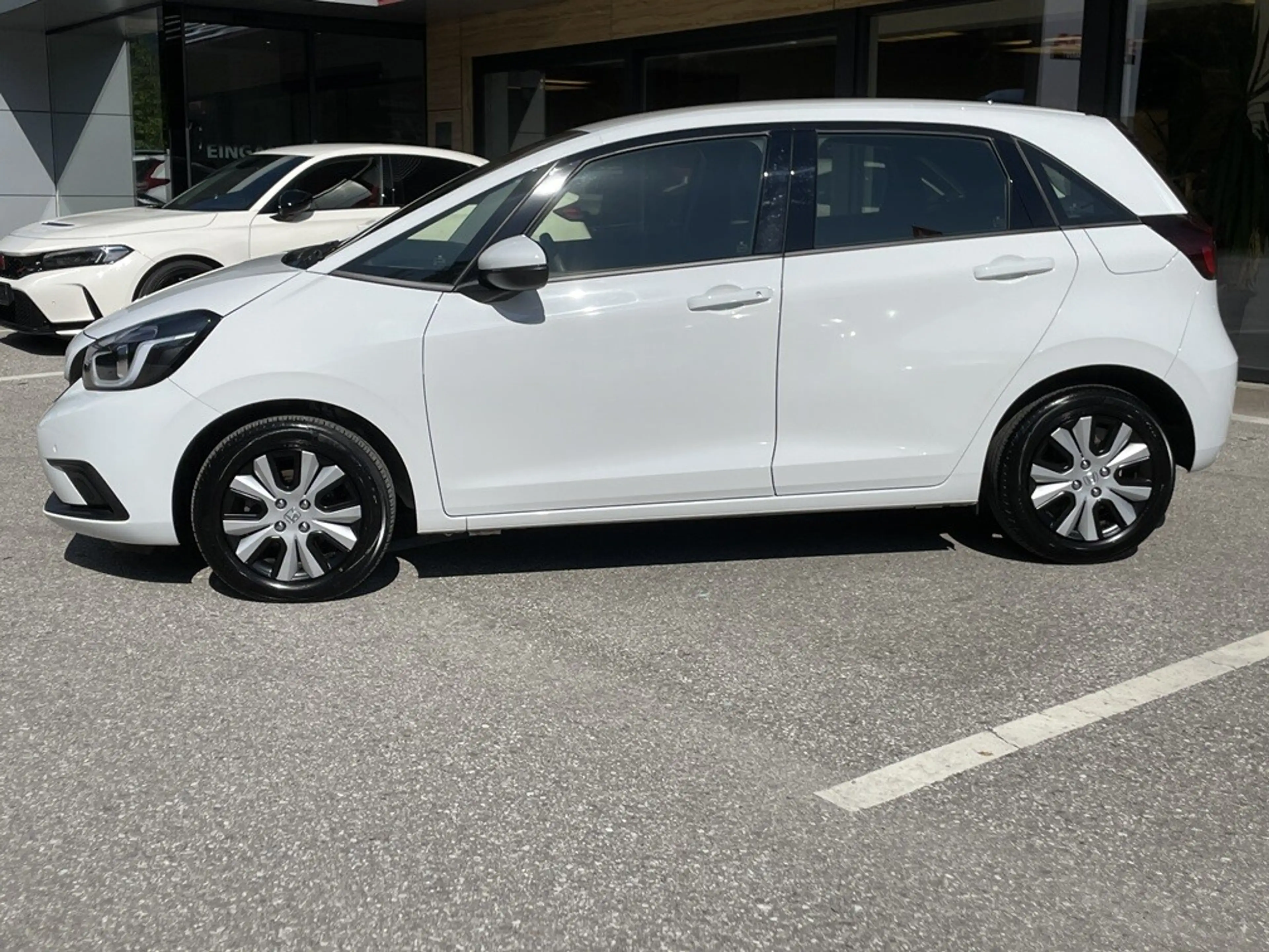 Honda Jazz 1,5 i-MMD Hybrid Elegance Aut. — photo 2