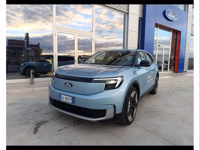 Ford Explorer ev 77kwh extended range premium rwd