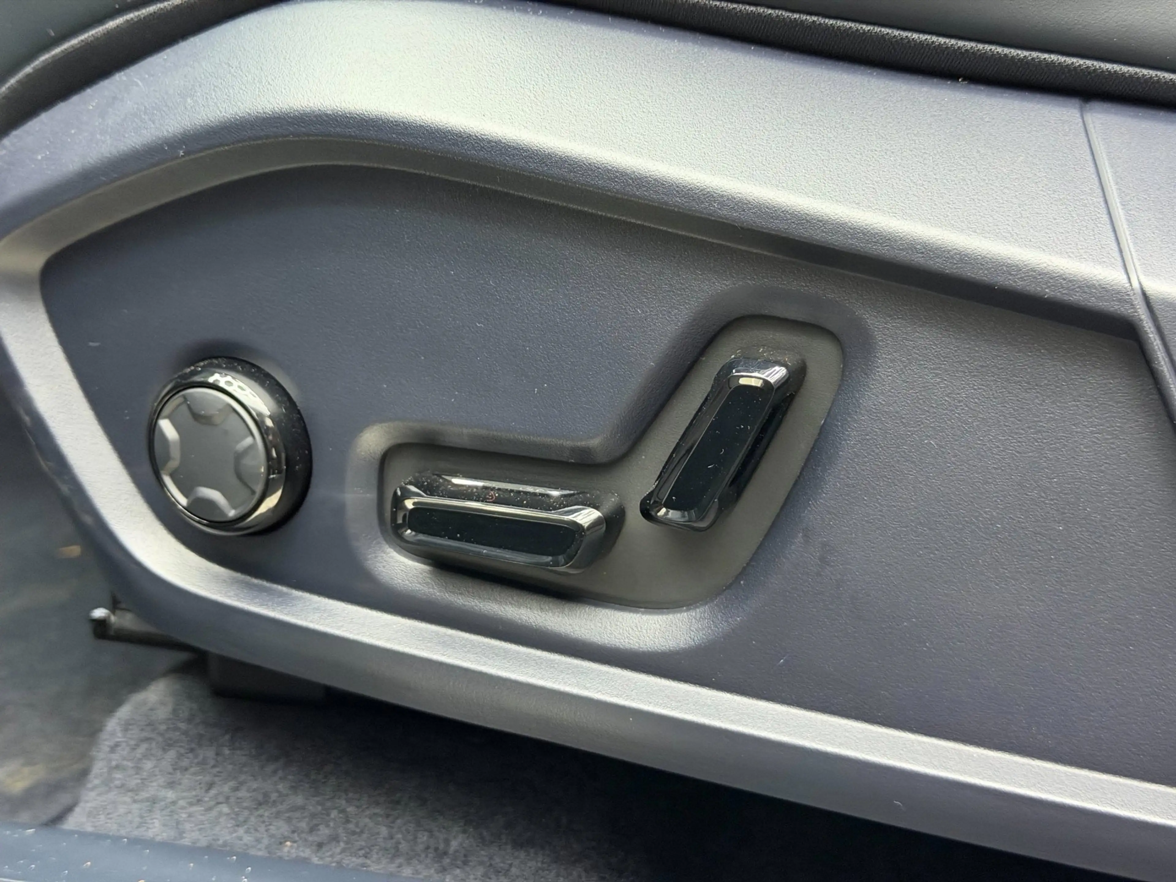 Lynk & Co 08 1.5 More - 200km Elektrisch - Pano - Harman Kardon — photo 10