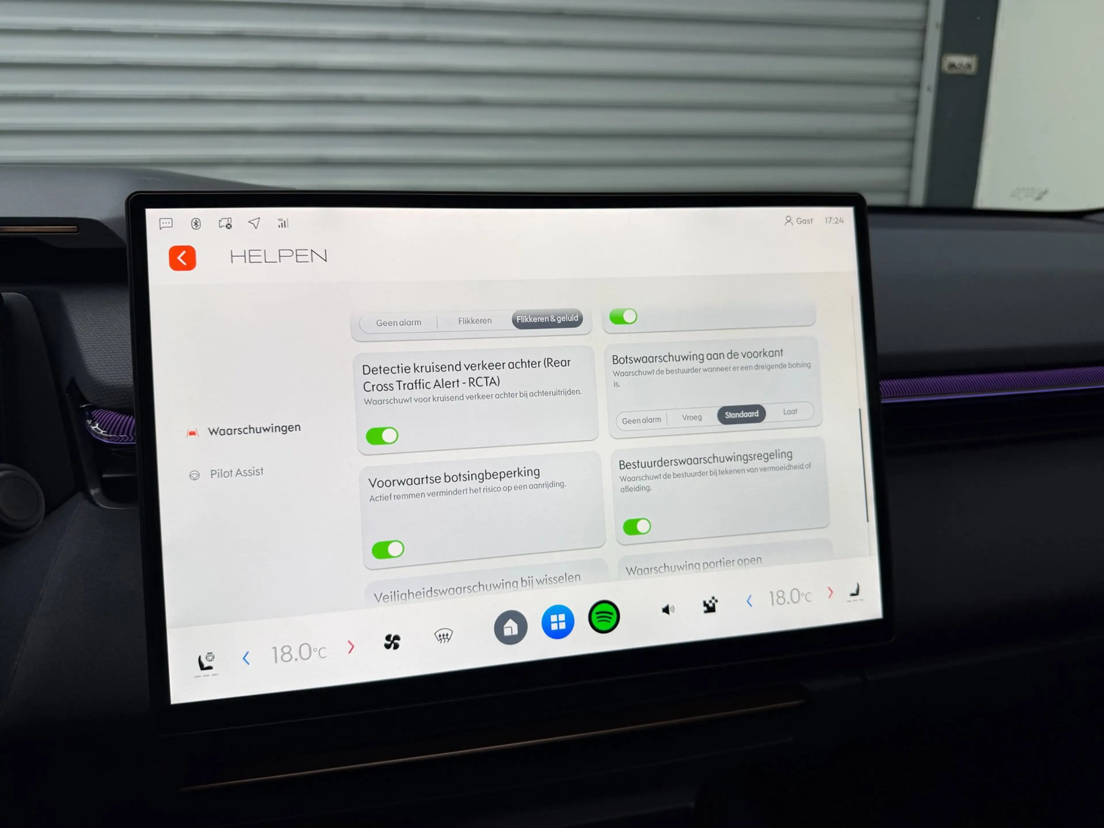 Lynk & Co 08 1.5 More - 200km Elektrisch - Pano - Harman Kardon — photo 37