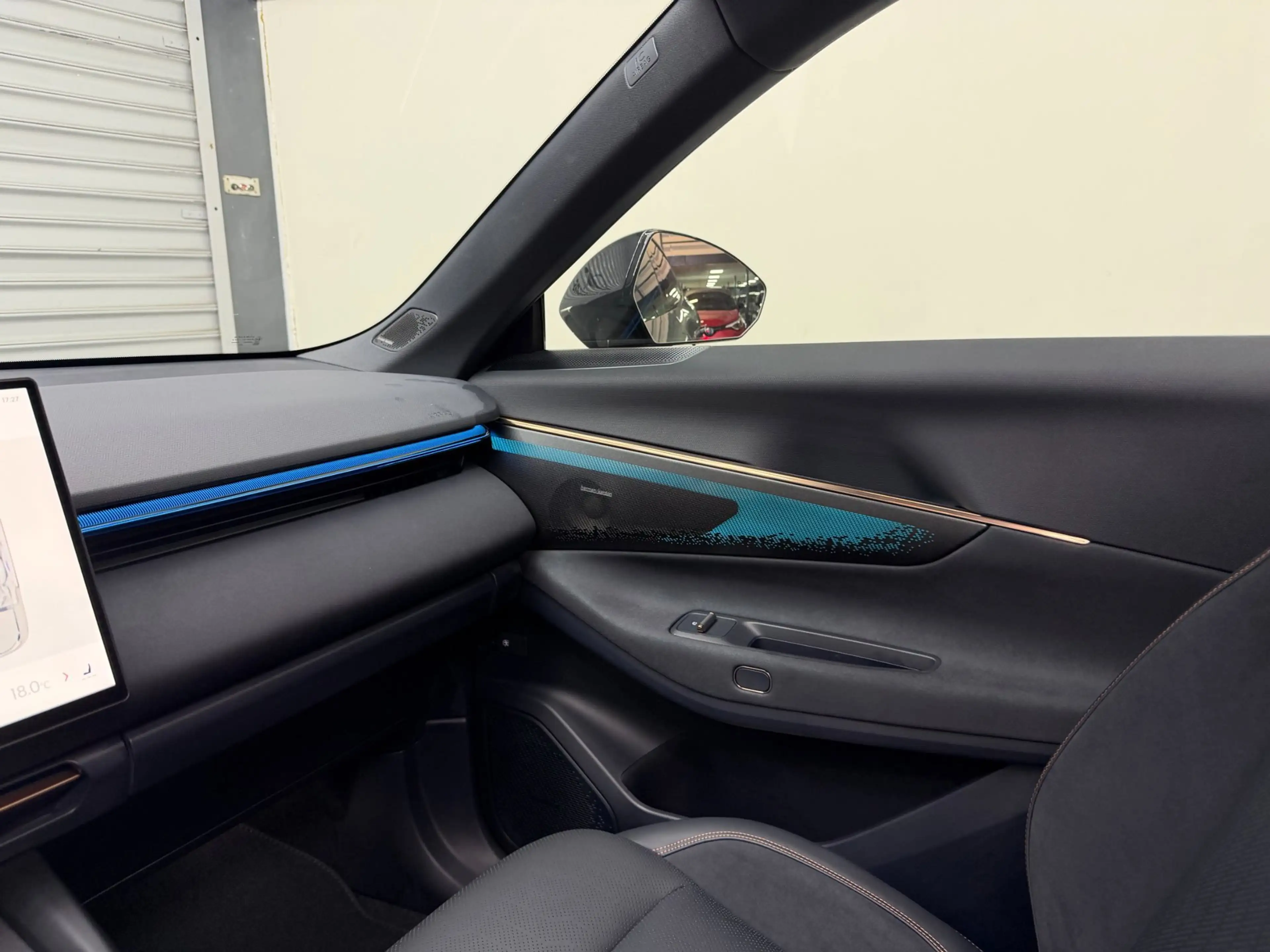Lynk & Co 08 1.5 More - 200km Elektrisch - Pano - Harman Kardon — photo 18