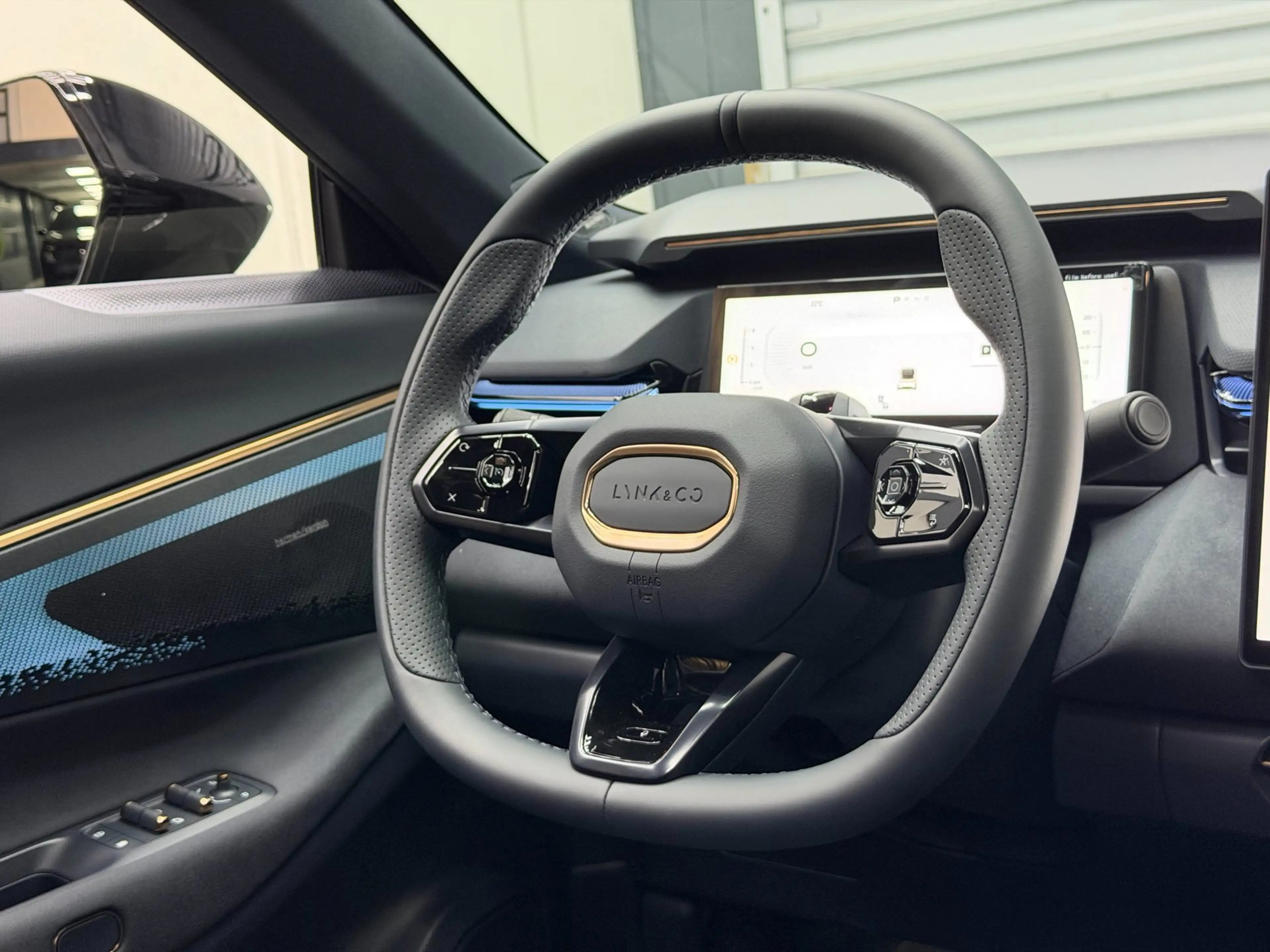Lynk & Co 08 1.5 More - 200km Elektrisch - Pano - Harman Kardon — photo 23