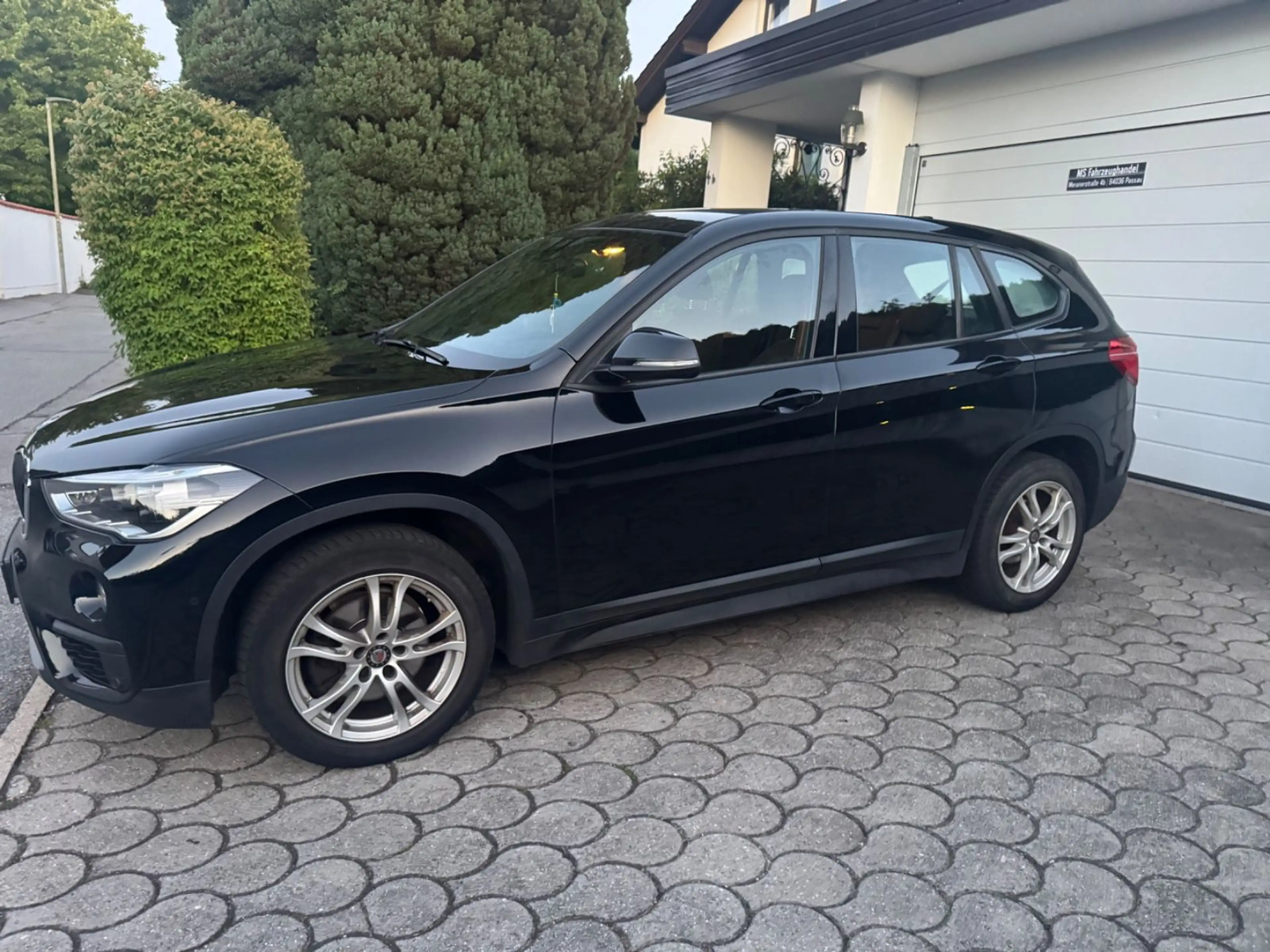 BMW X1 Automatik *TÜV 04/28*LED*Navi*PDC*MwSt.* — photo 2