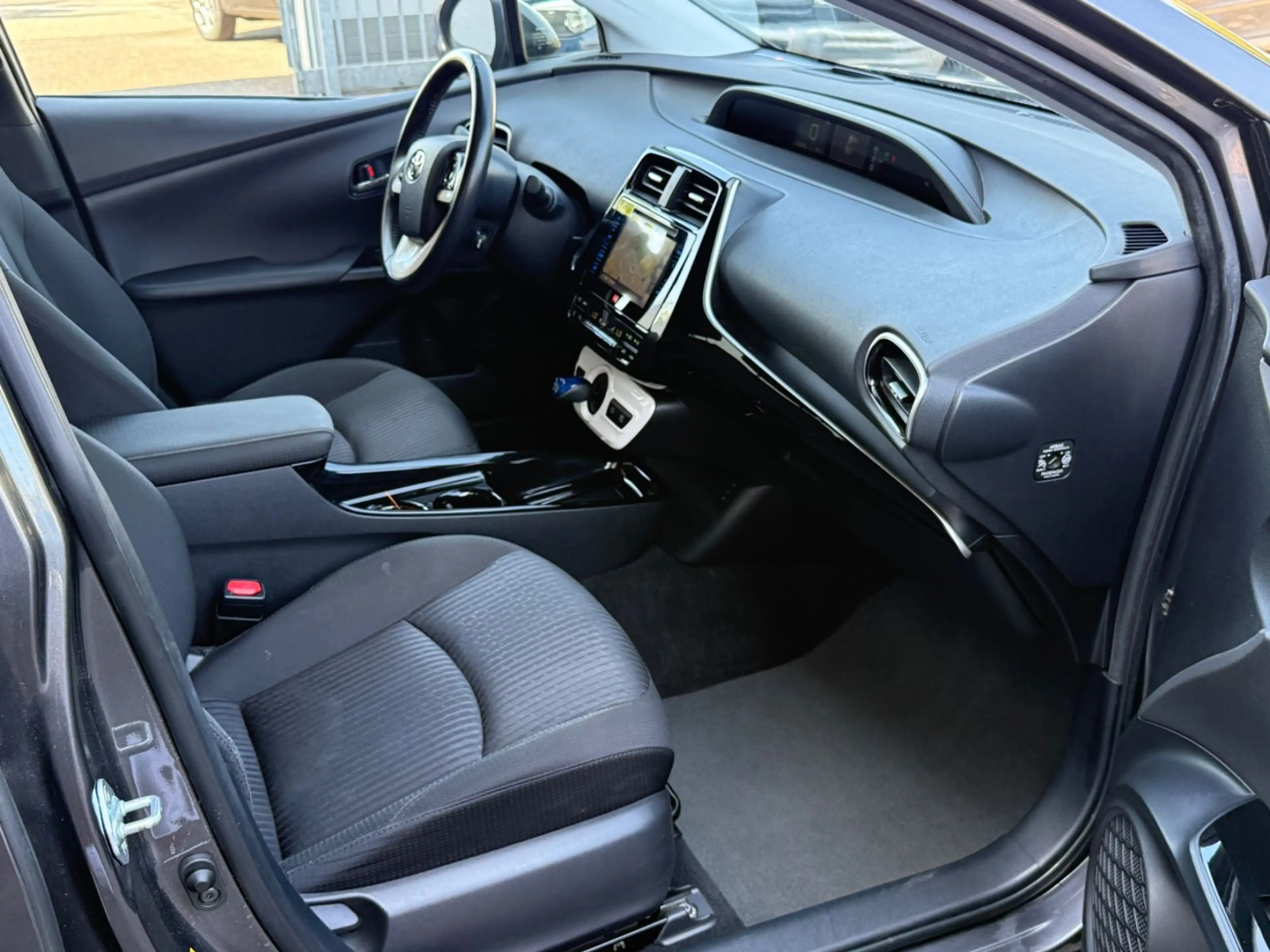 Toyota Prius Executive HUD/SHZ/Navi/Rückfahrkamera — photo 8