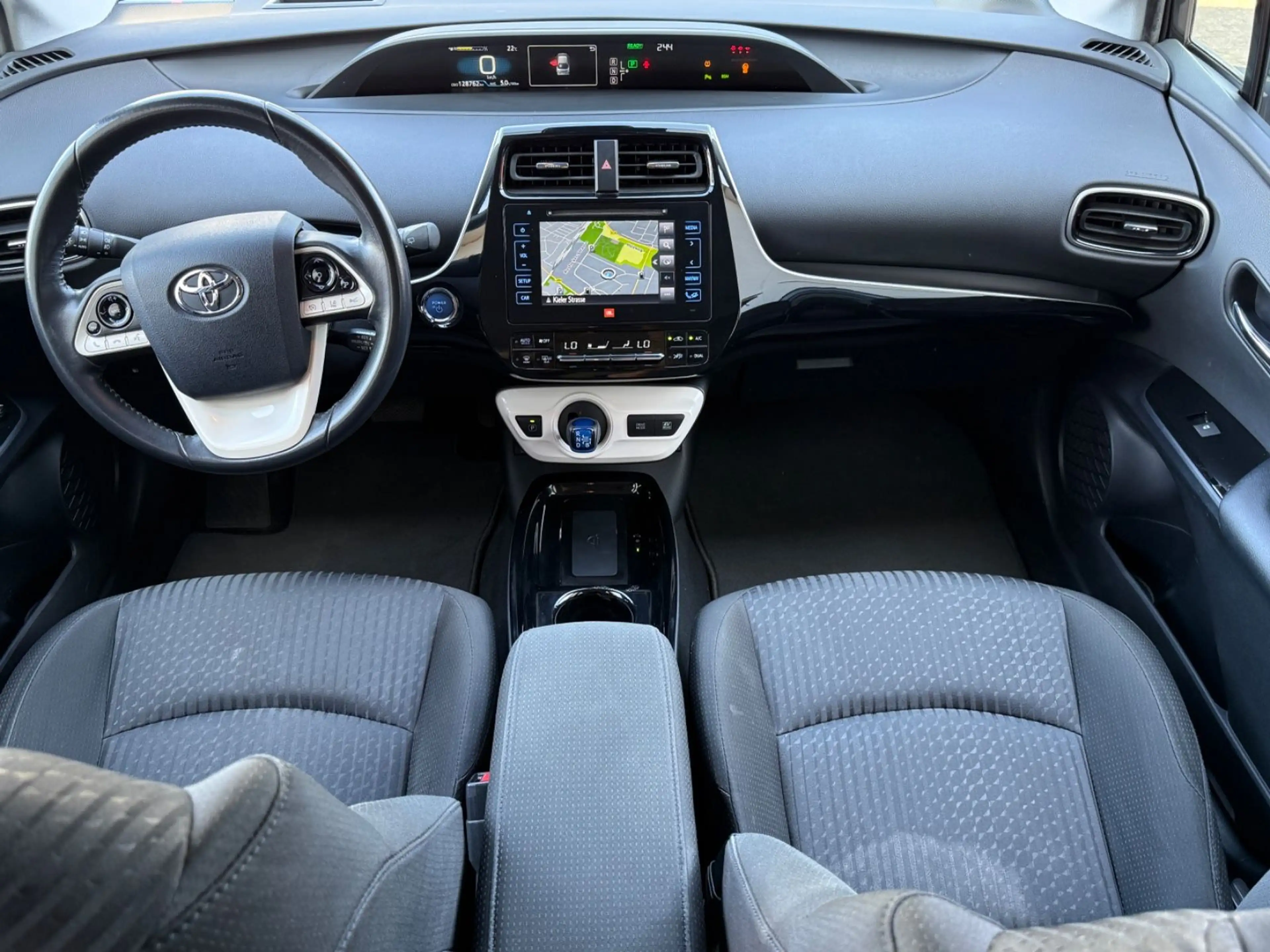 Toyota Prius Executive HUD/SHZ/Navi/Rückfahrkamera — photo 10
