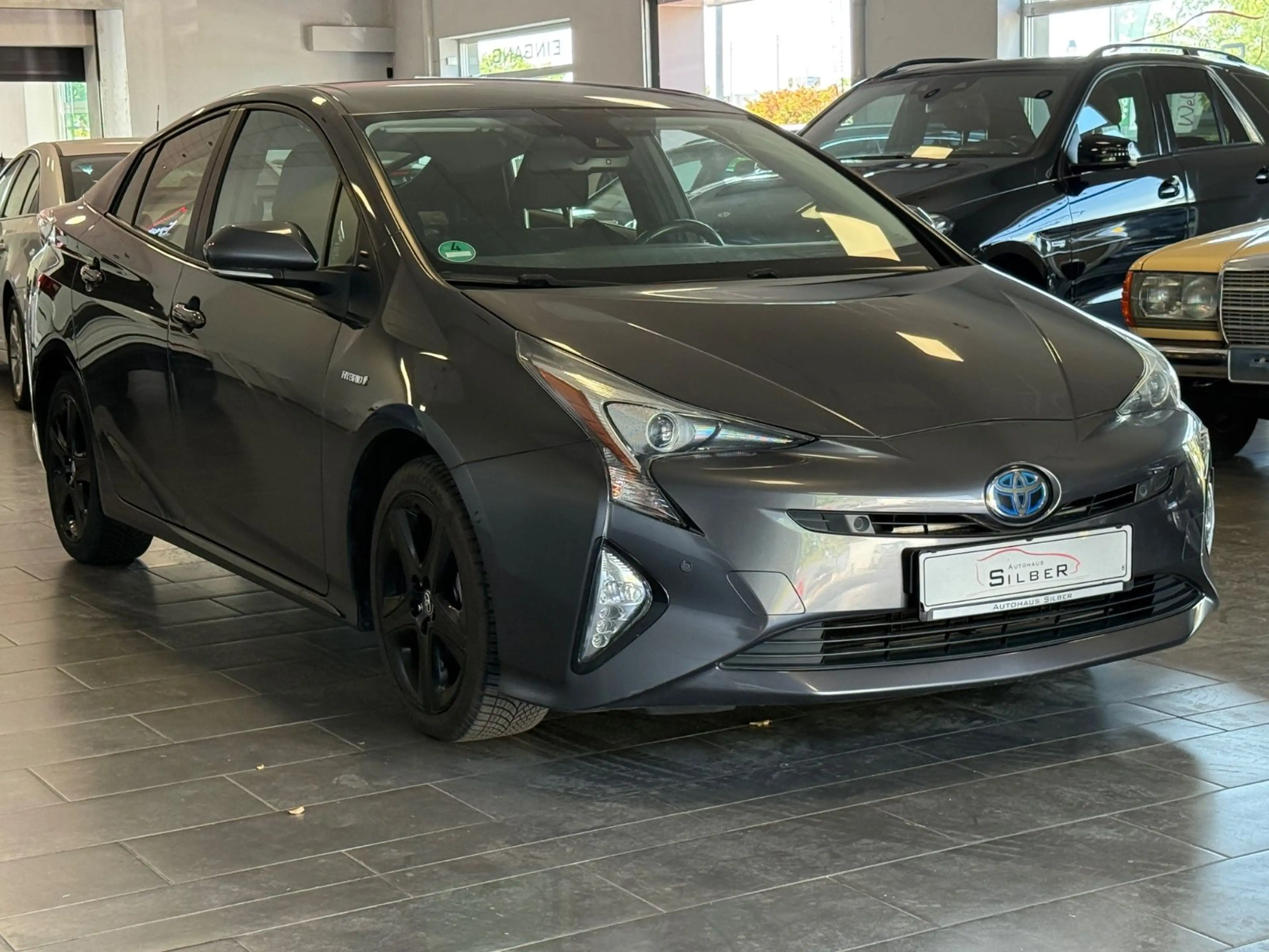 Toyota Prius Executive HUD/SHZ/Navi/Rückfahrkamera — photo 2