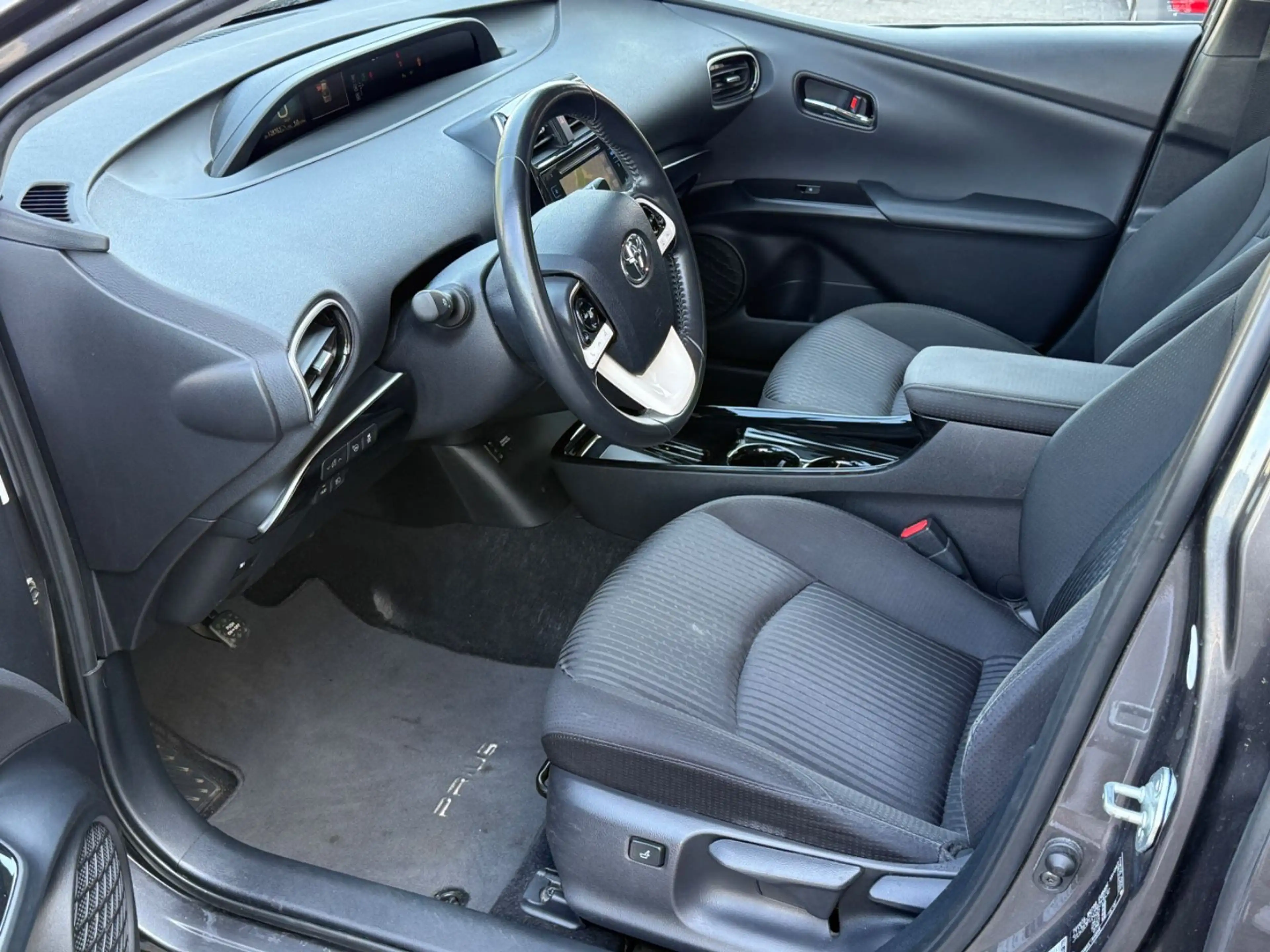 Toyota Prius Executive HUD/SHZ/Navi/Rückfahrkamera — photo 7