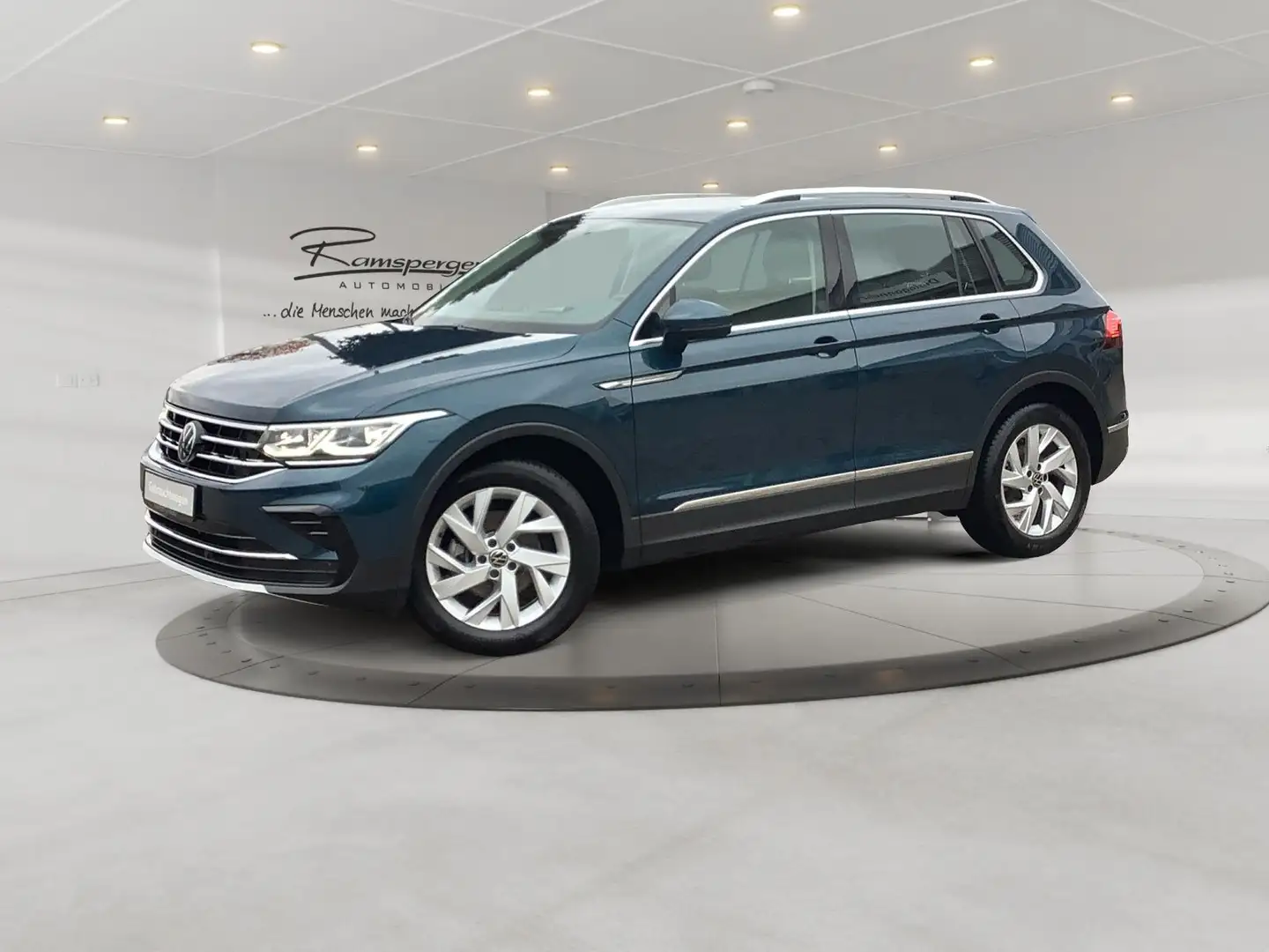Volkswagen Tiguan 1.5 TSI DSG Elegance AHK Matrix HuD Kamer Blau - 2
