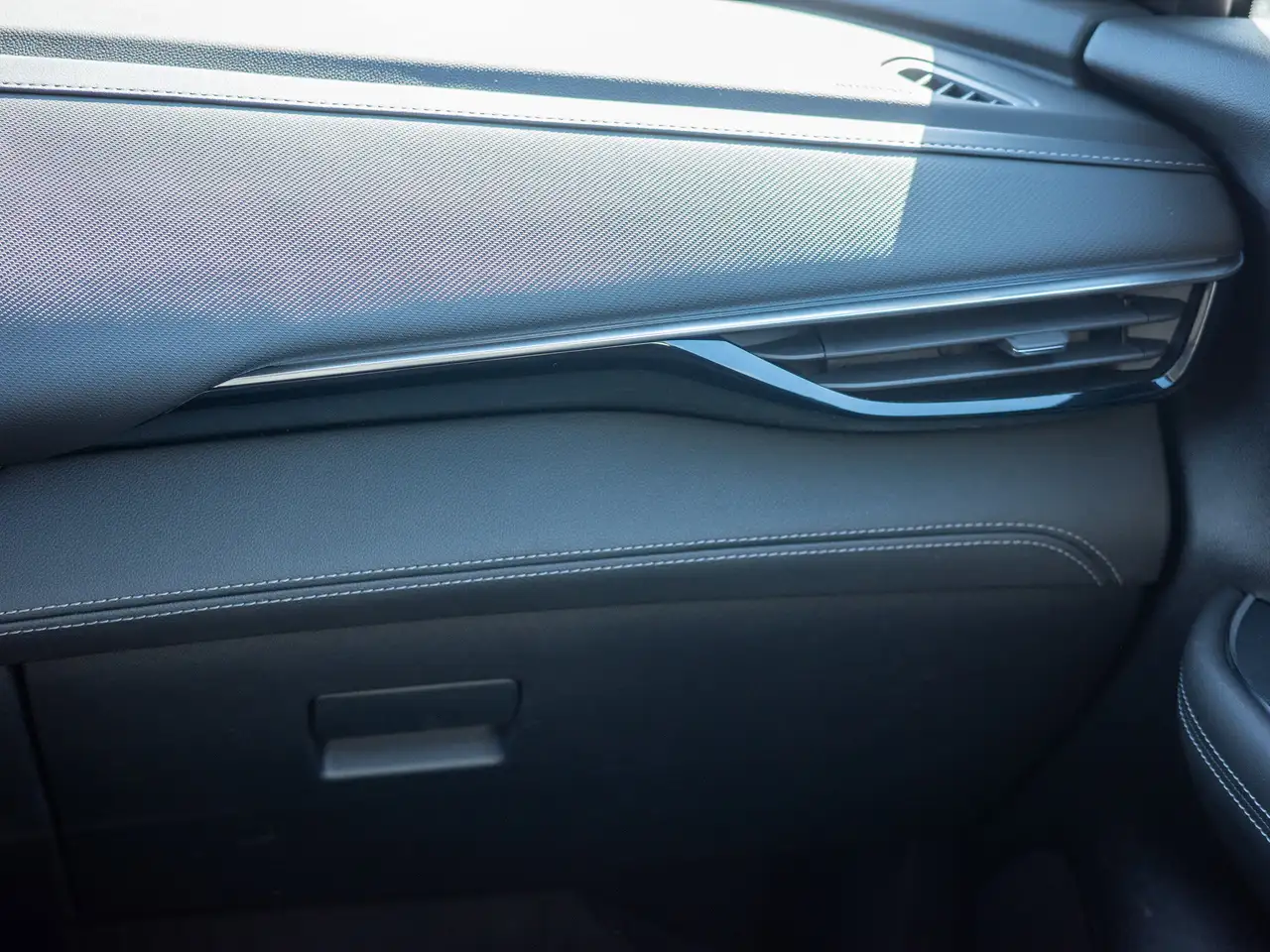 Buick Envision снимка Buick Envision