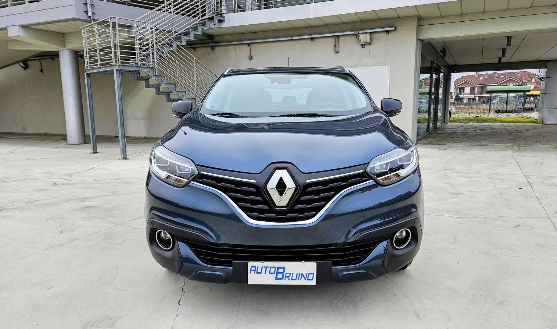 Renault Kadjar 1.2 TCe 130CV Energy Bose Unico Proprietario Albastru - 2