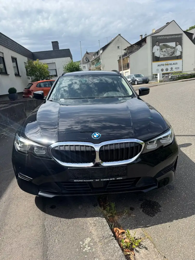 BMW 320 e Advantage ACC Plugin, Kamera AHK Schwarz - 2