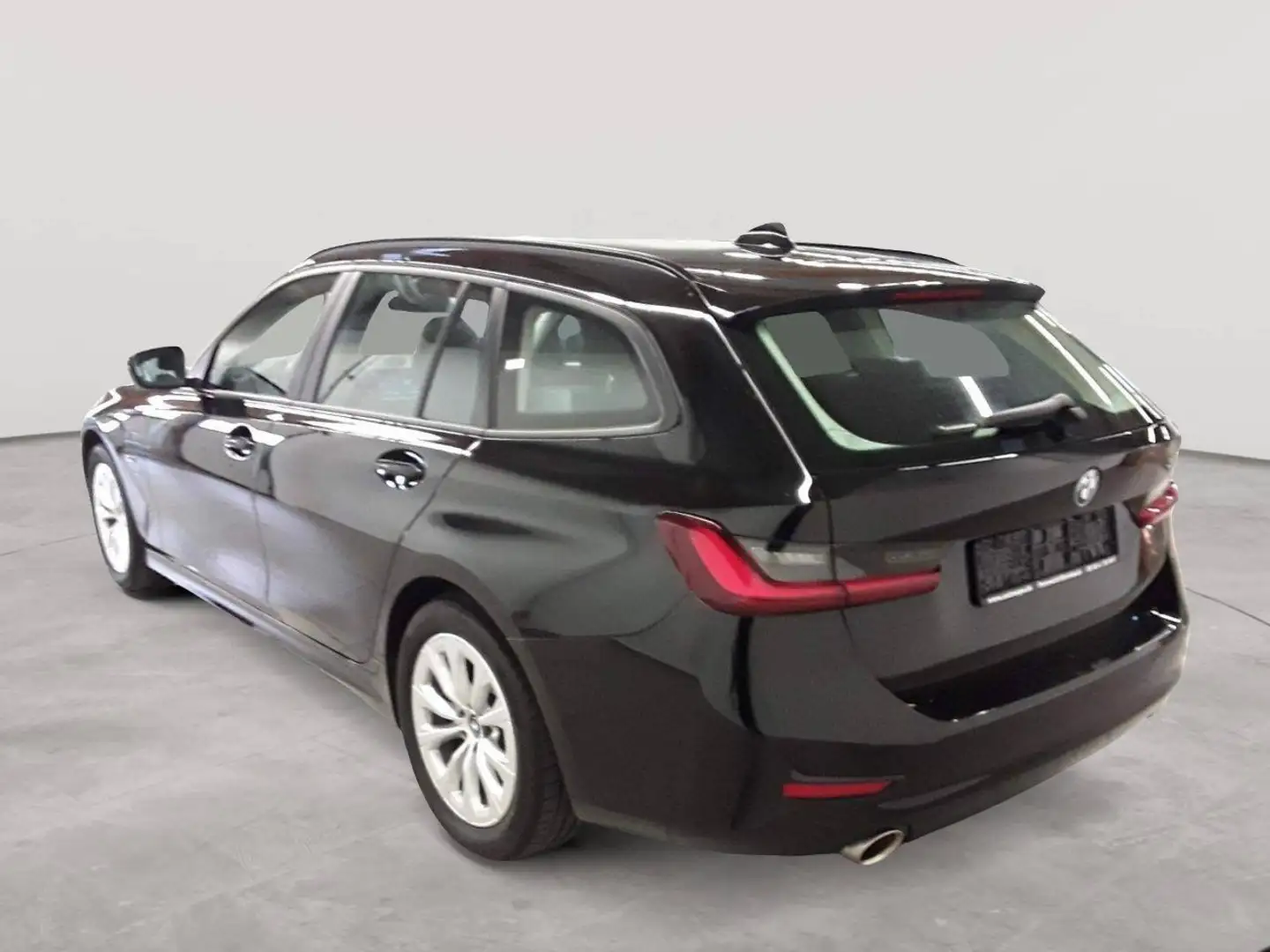 BMW 320 e Advantage Schwarz - 1