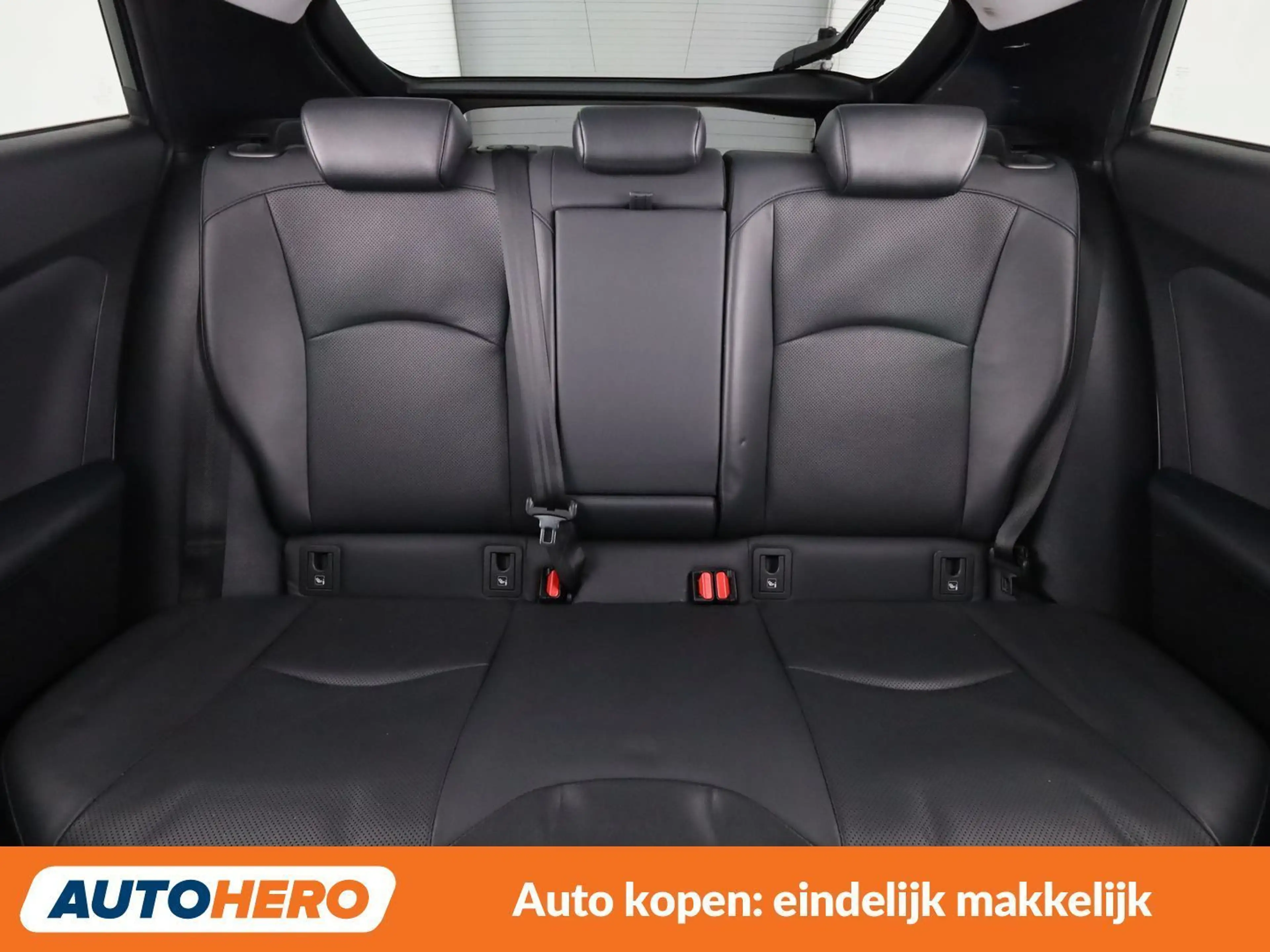 Toyota Prius 1.8 Executive — photo 15