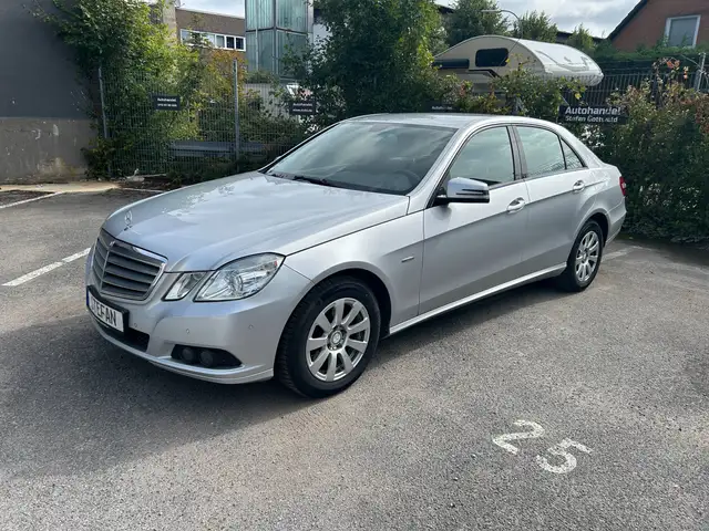 Mercedes-Benz E 250 E 250 CDI BlueEfficiency Klima, PDC, Bluetooth, Tüv Neu