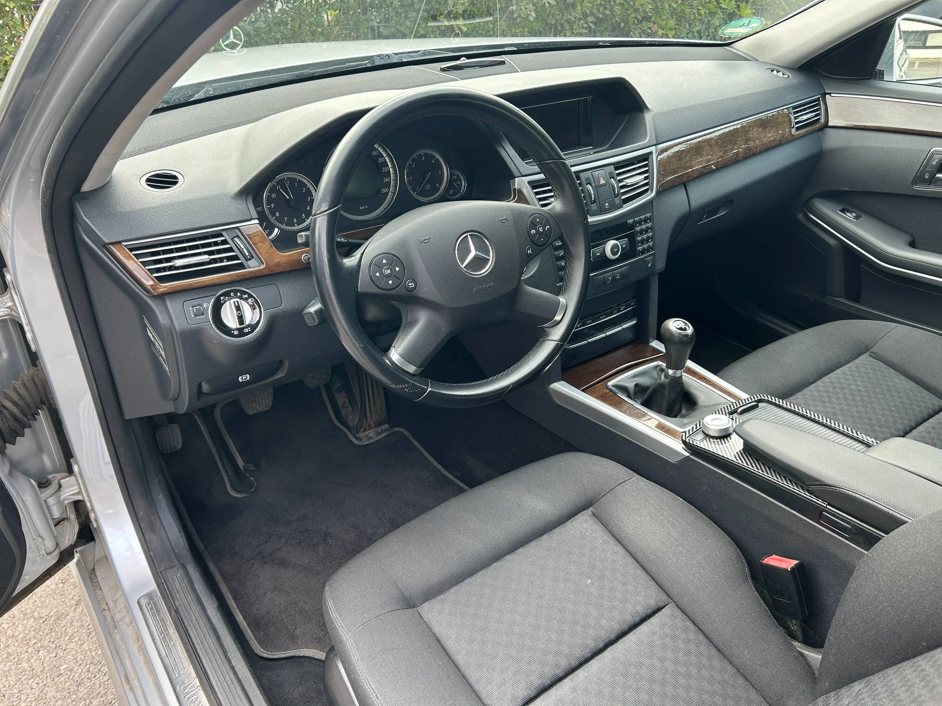 Mercedes-Benz E 250 E 250 CDI BlueEfficiency Klima, PDC, Bluetooth, Tüv Neu — photo 14