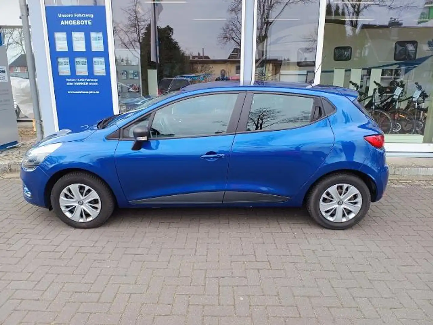 Renault Clio IV 1.2 16V 75 Life  1.Hand, Wenig KM, GJR, BT Blau - 2
