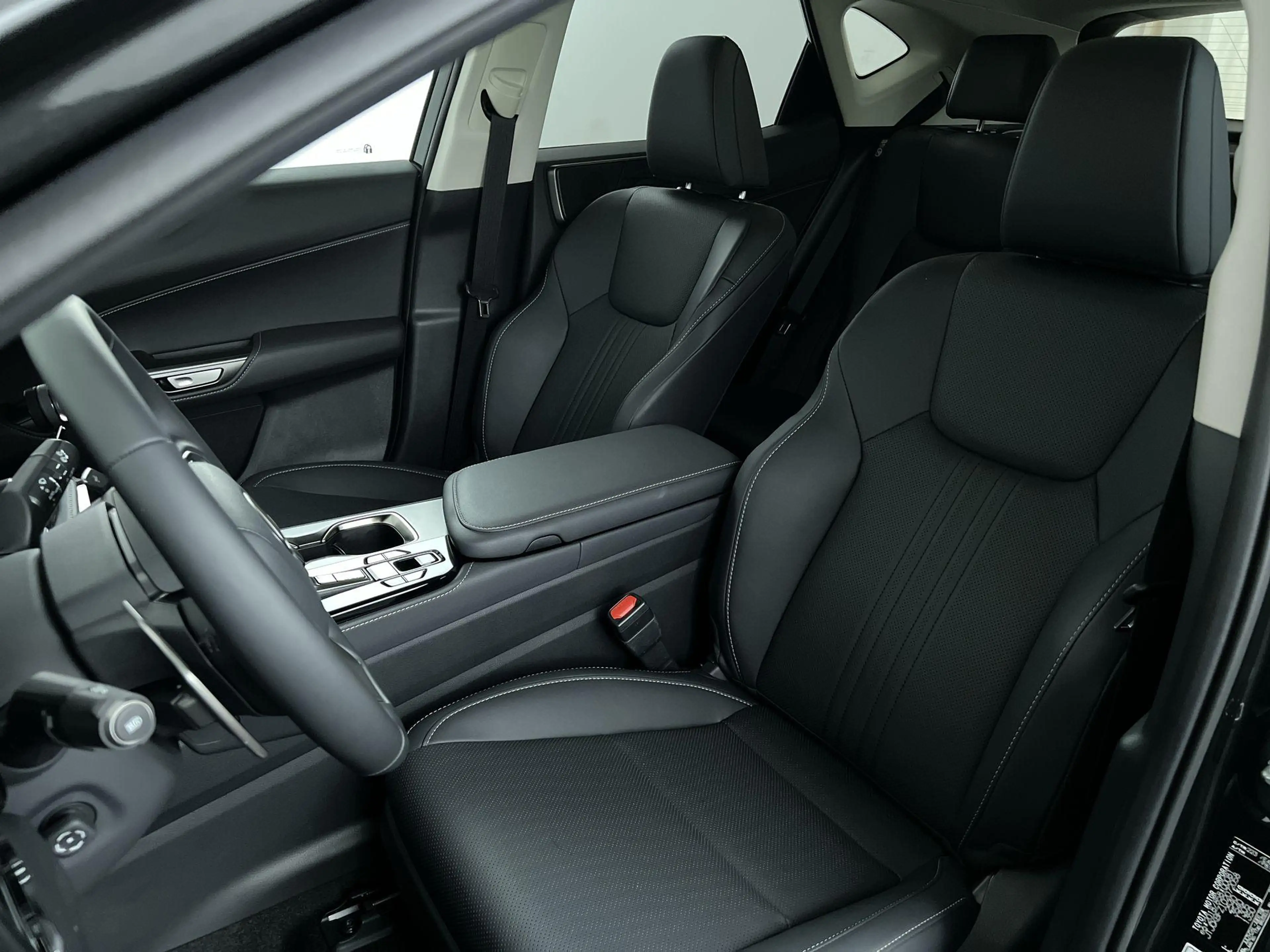Lexus NX 450h+ AWD Luxury Line — photo 11